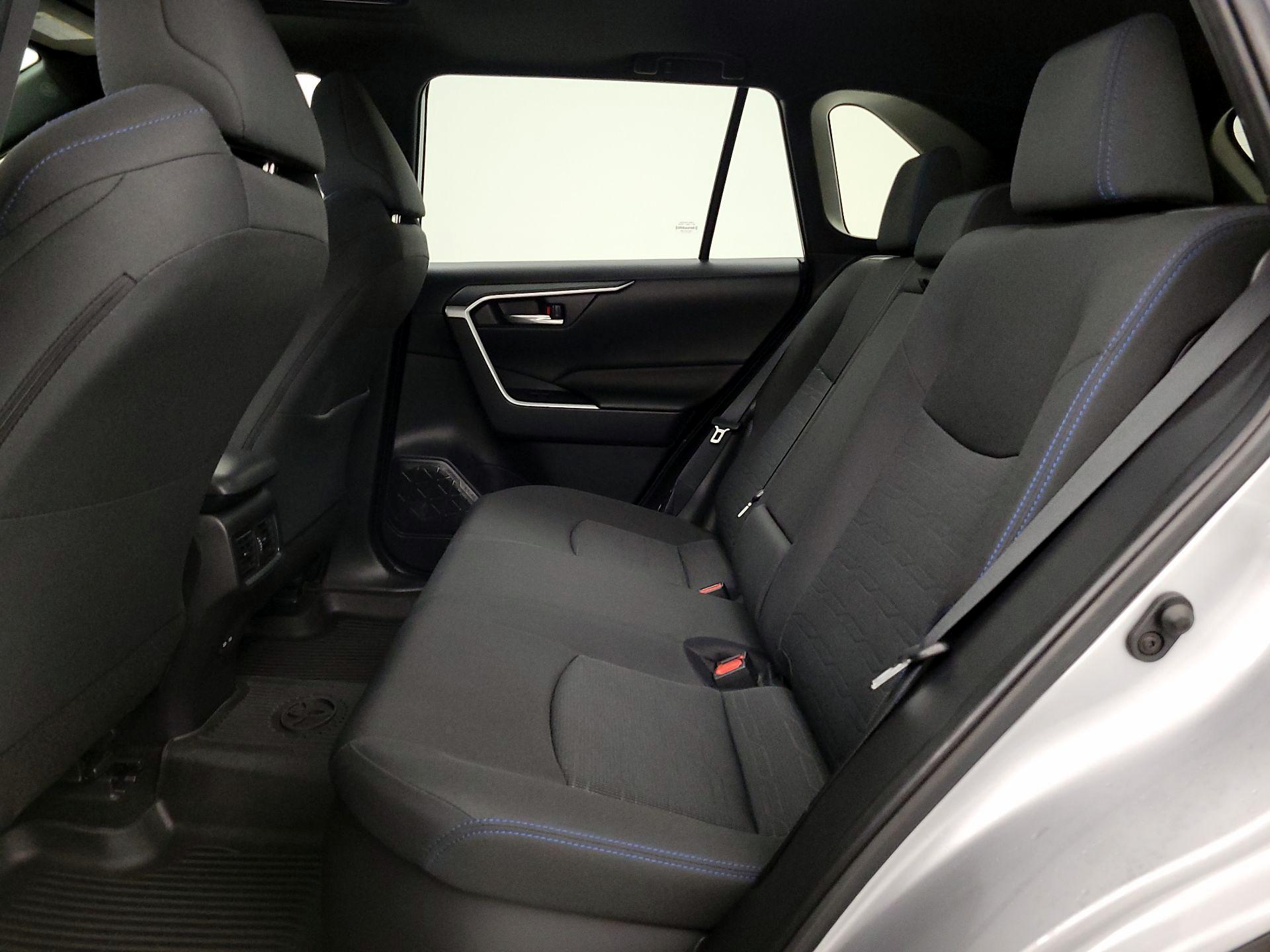 Thumbnail: 2023 Toyota RAV4 - 18