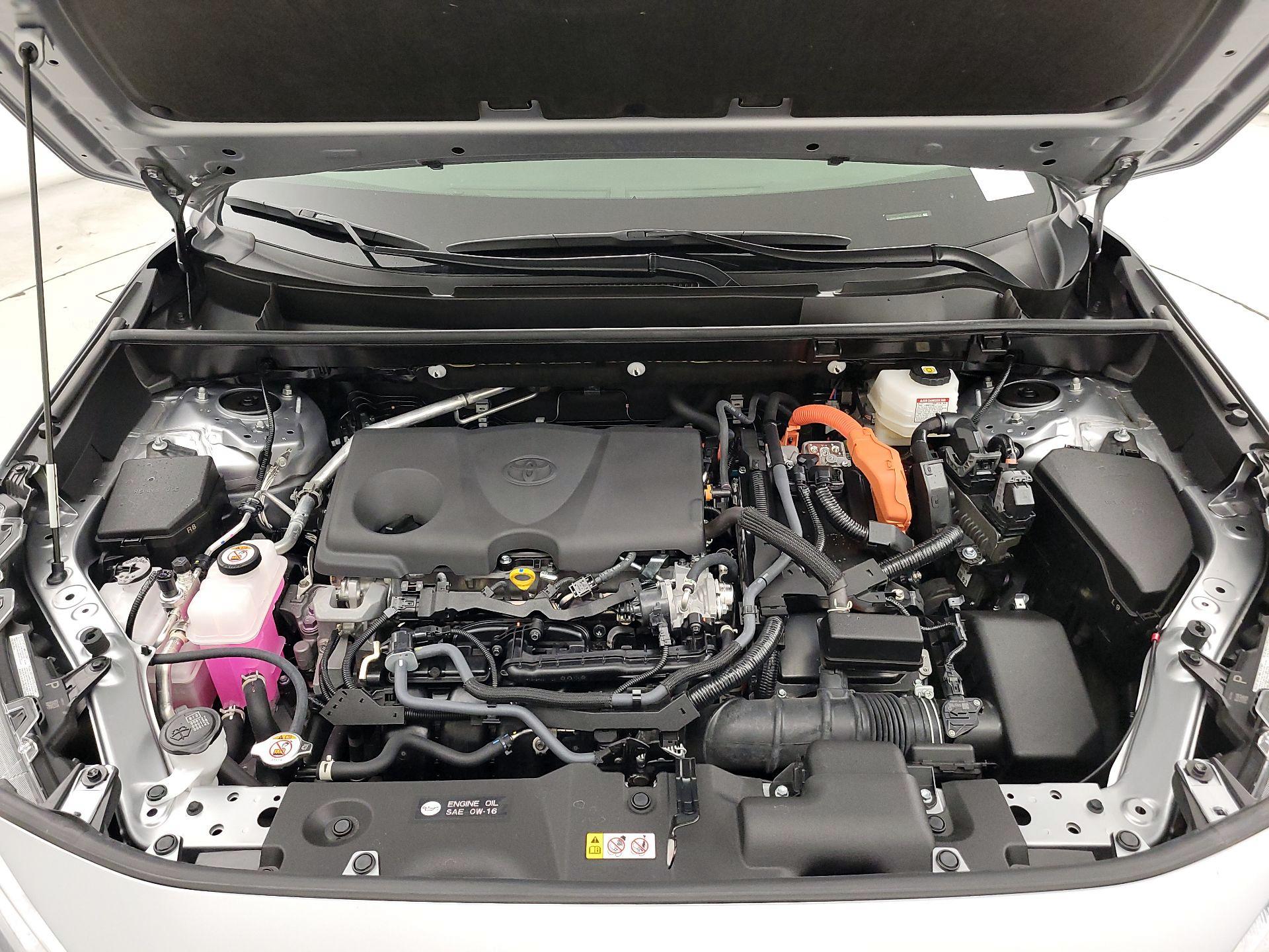 Thumbnail: 2023 Toyota RAV4 - 20