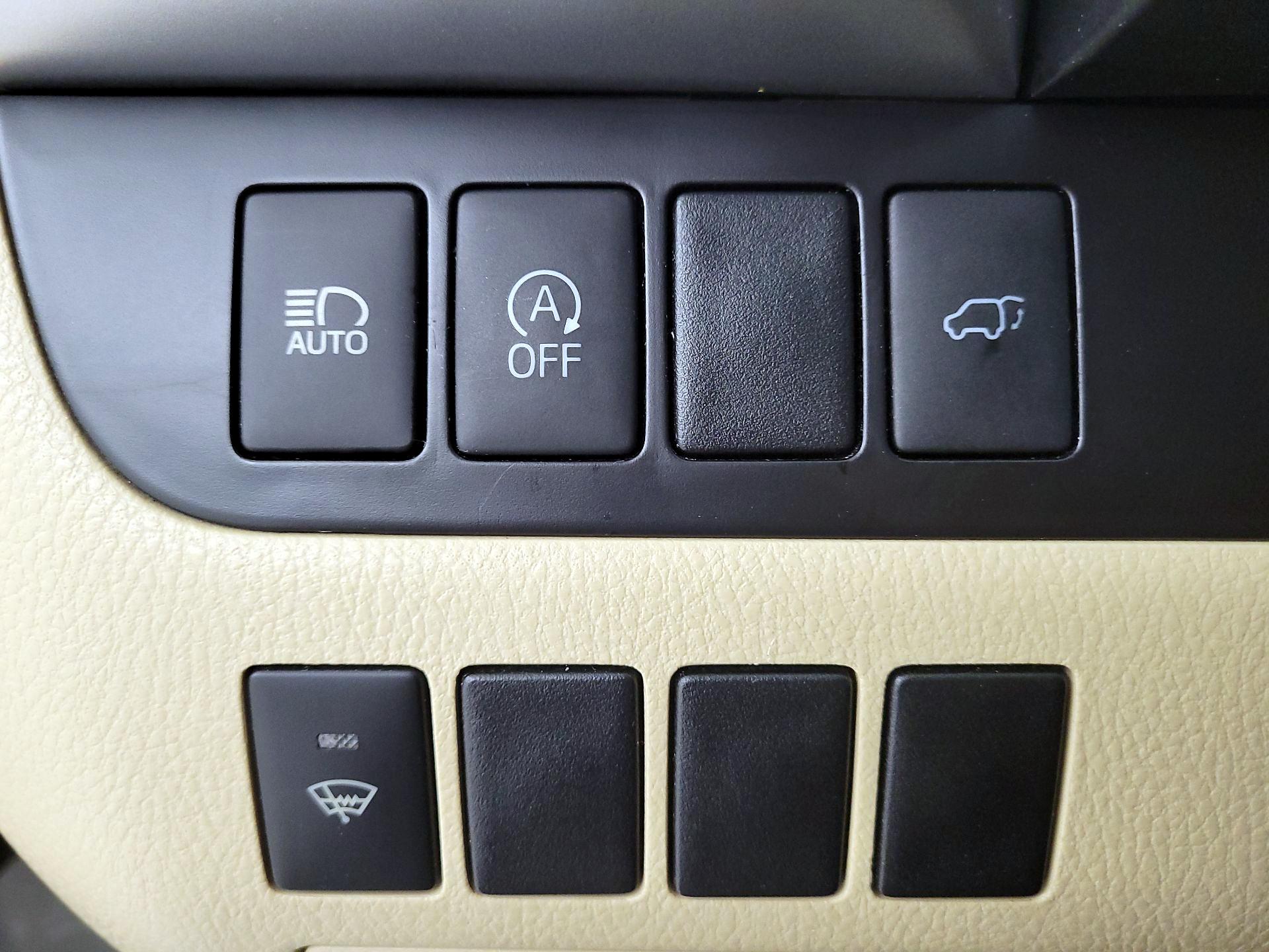 Thumbnail: 2018 Toyota Highlander - 13