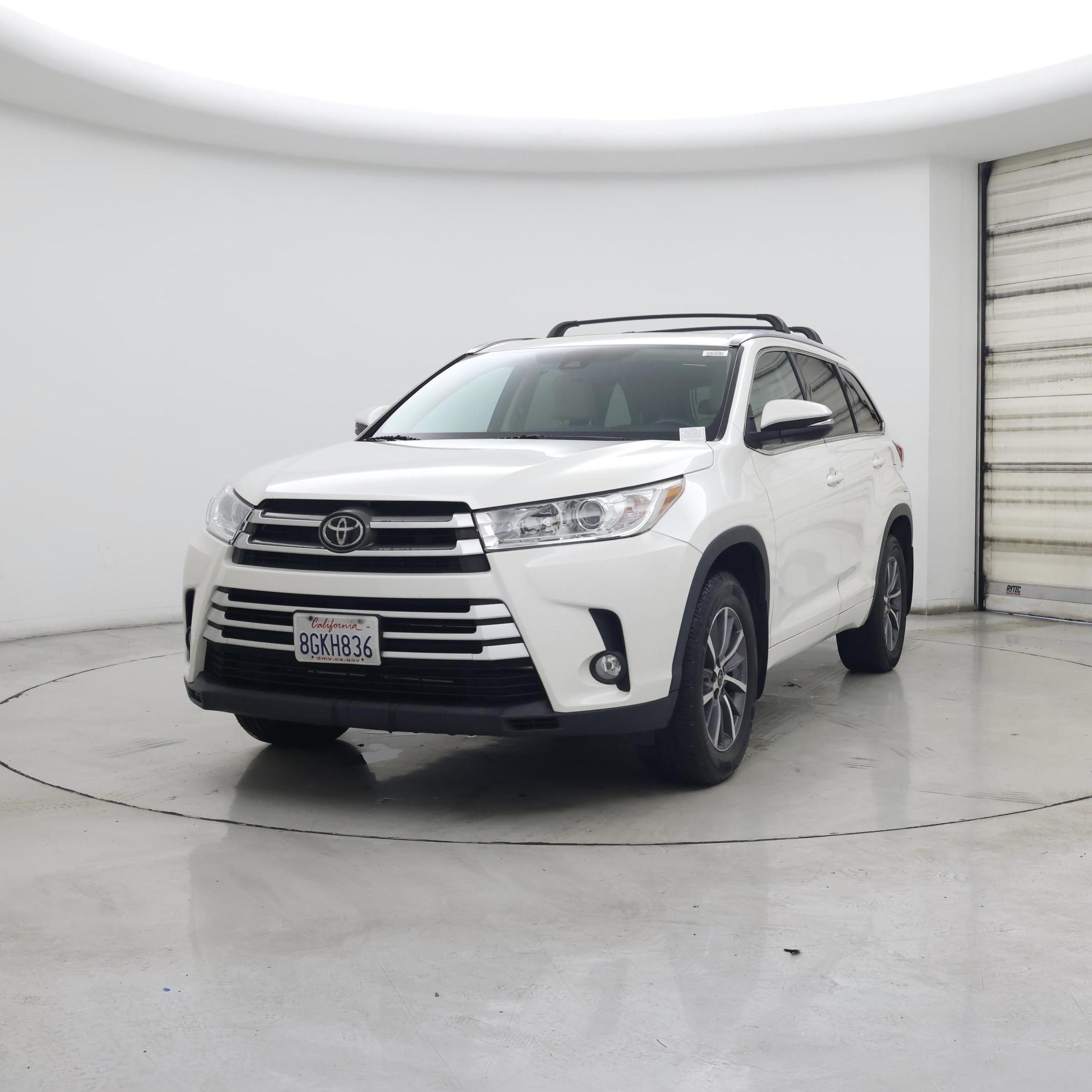 Thumbnail: 2018 Toyota Highlander - 4