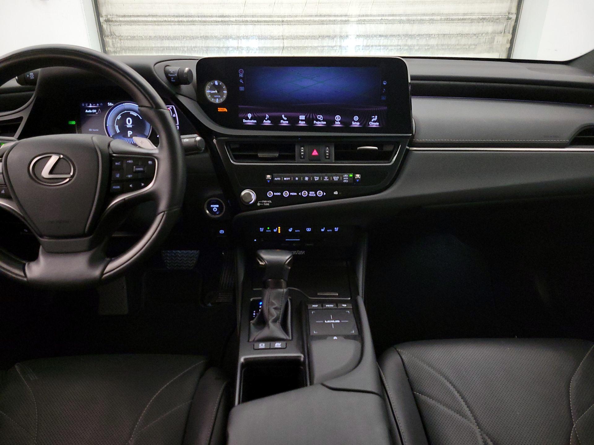 Thumbnail: 2022 Lexus ES - 9