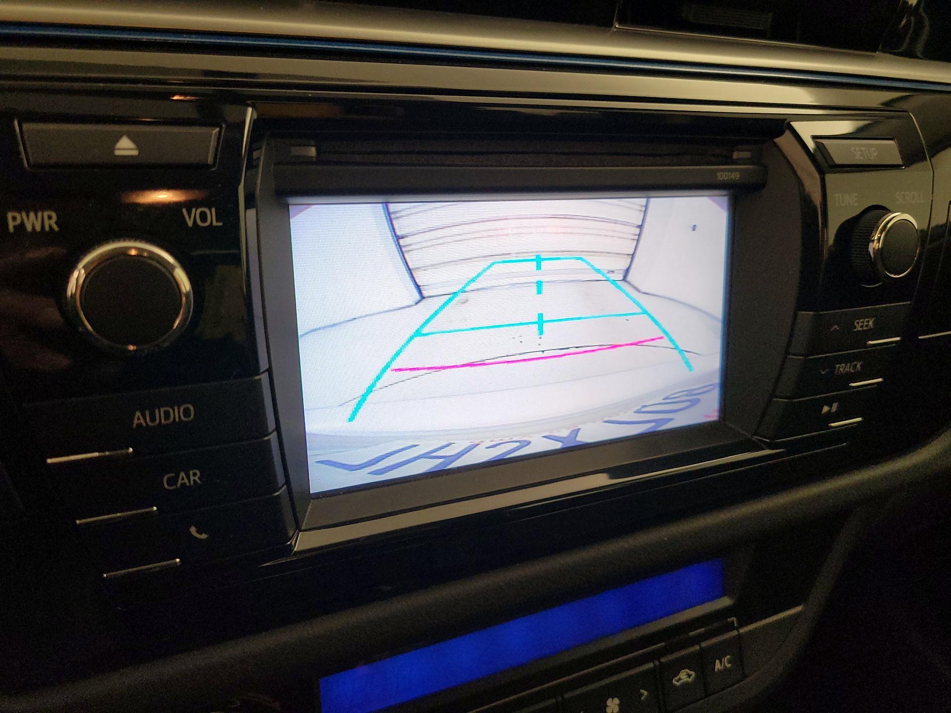 Thumbnail: 2015 Toyota Corolla - 14