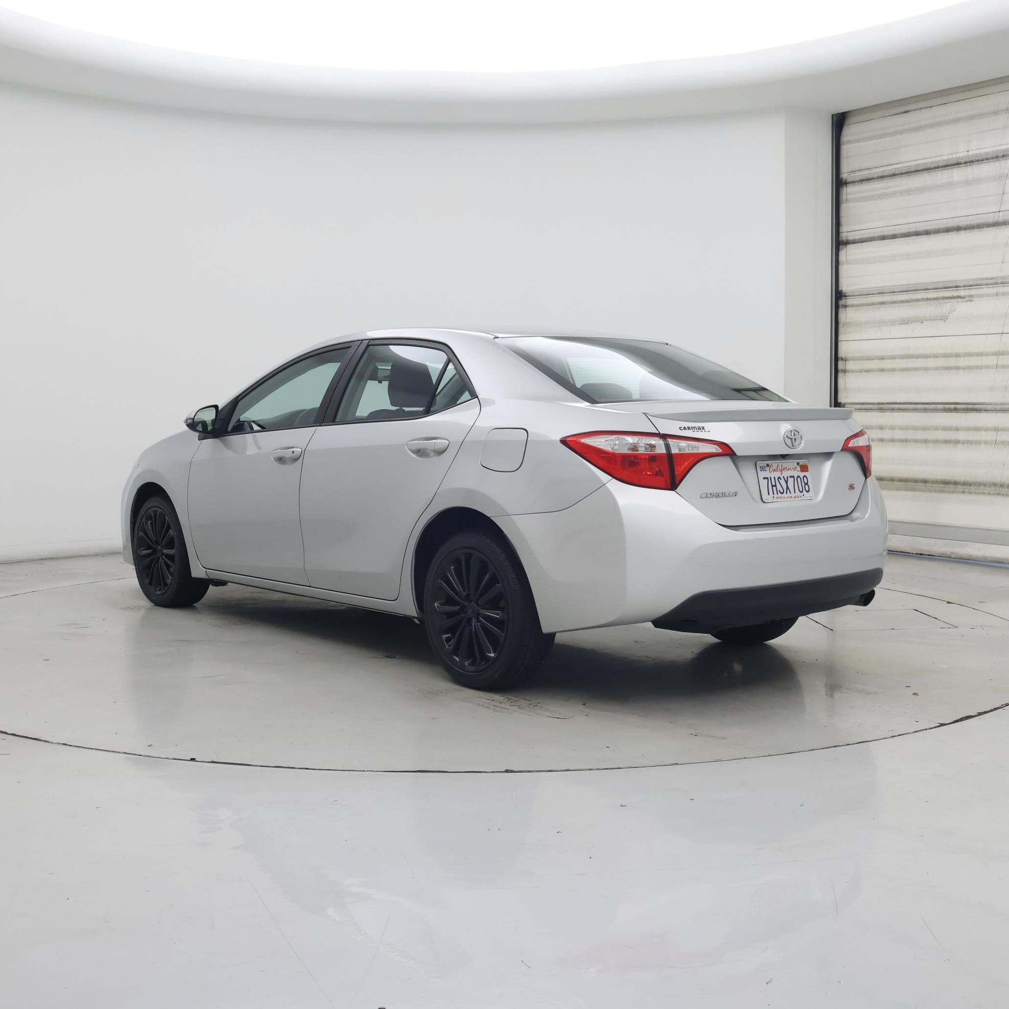 Thumbnail: 2015 Toyota Corolla - 2
