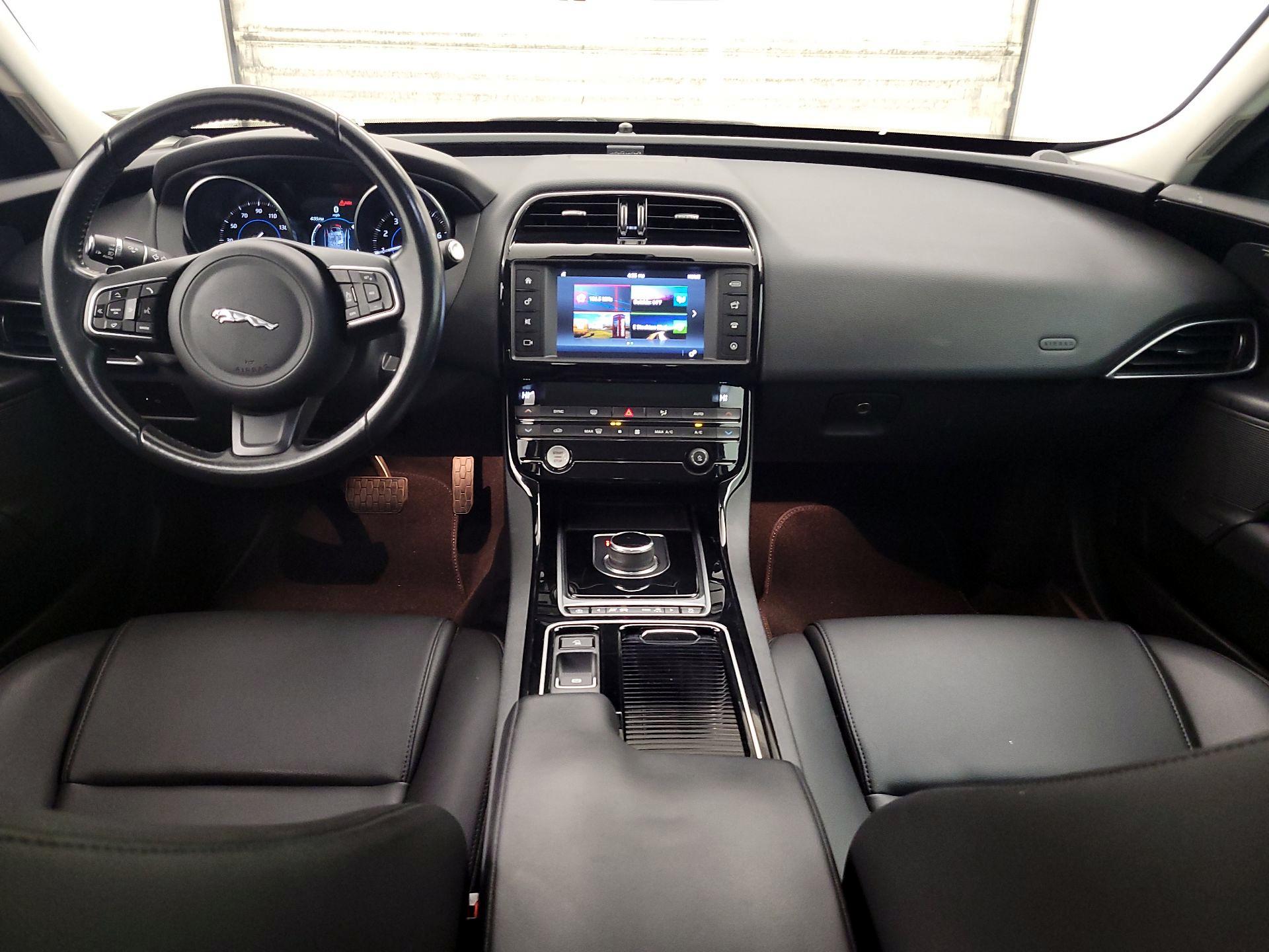 Thumbnail: 2018 Jaguar XE - 9