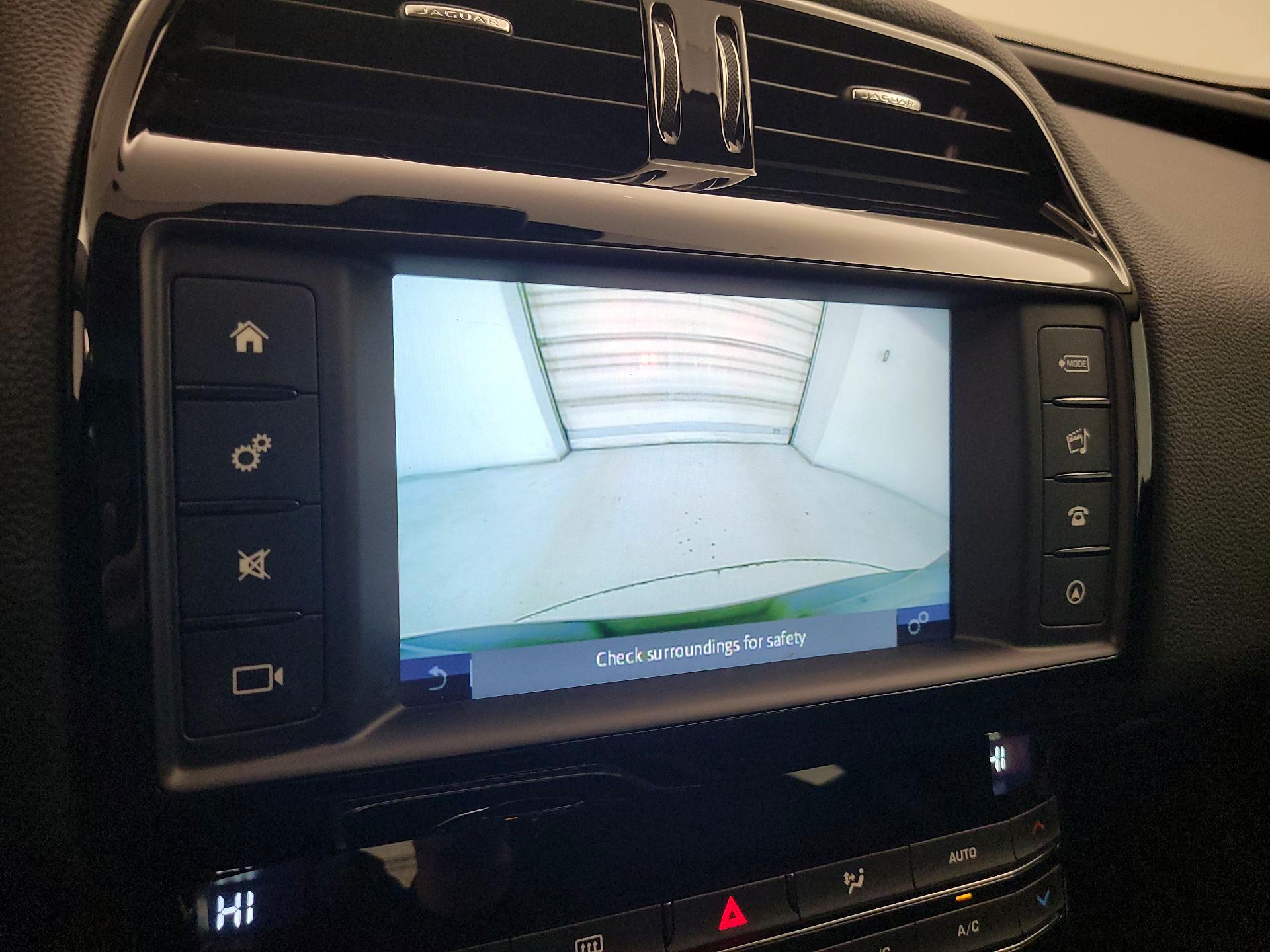 Thumbnail: 2018 Jaguar XE - 14