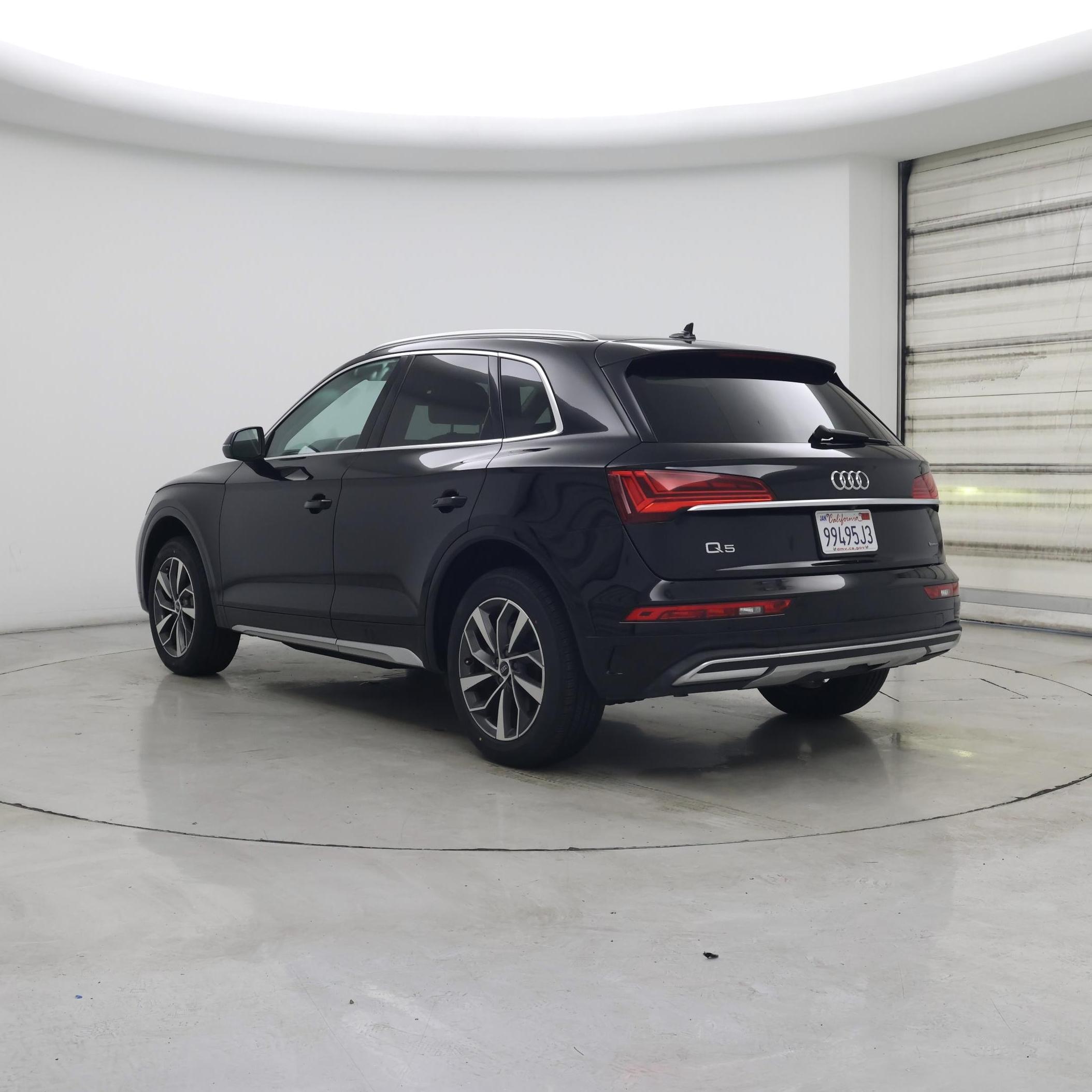 Thumbnail: 2021 Audi Q5 - 2