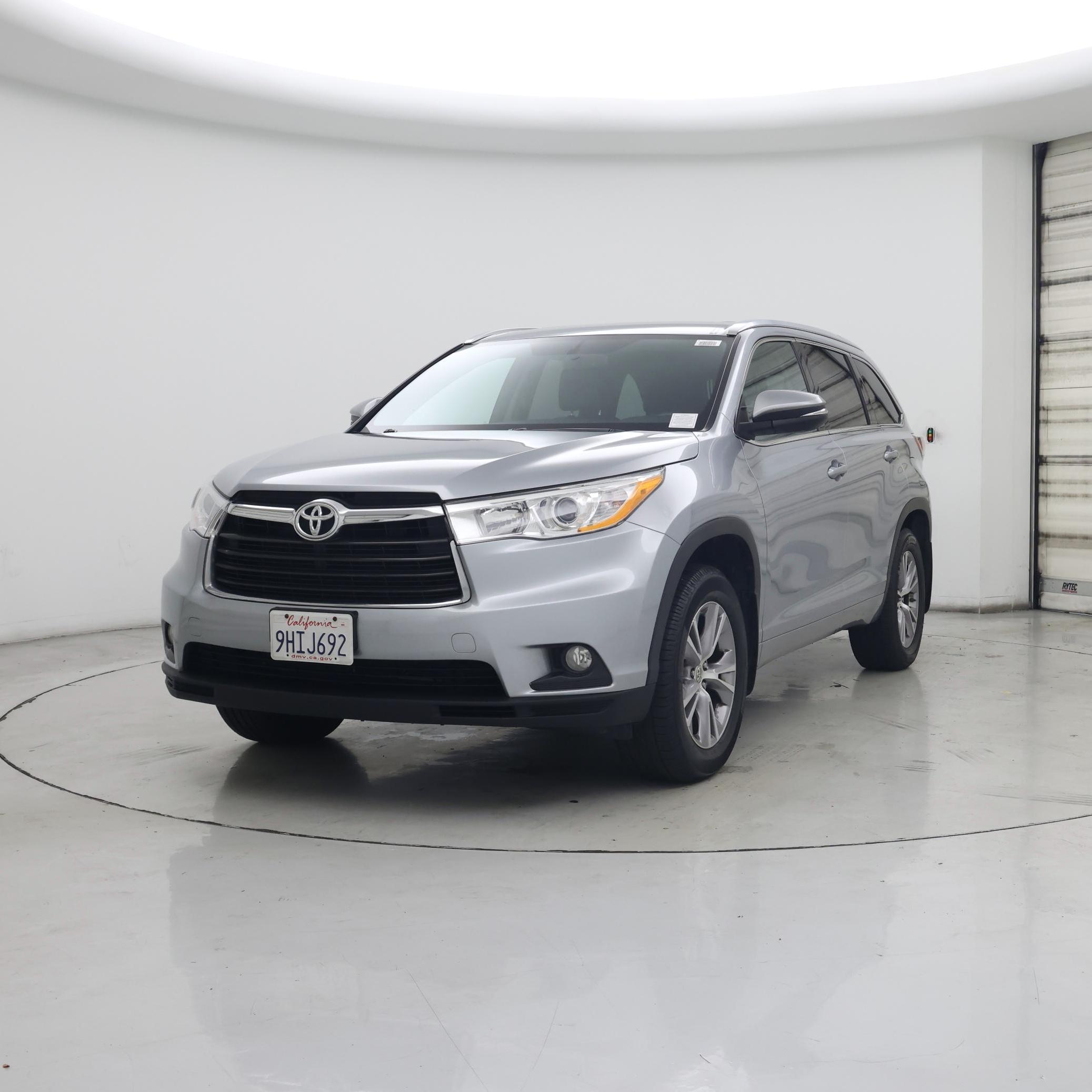 Thumbnail: 2014 Toyota Highlander - 4