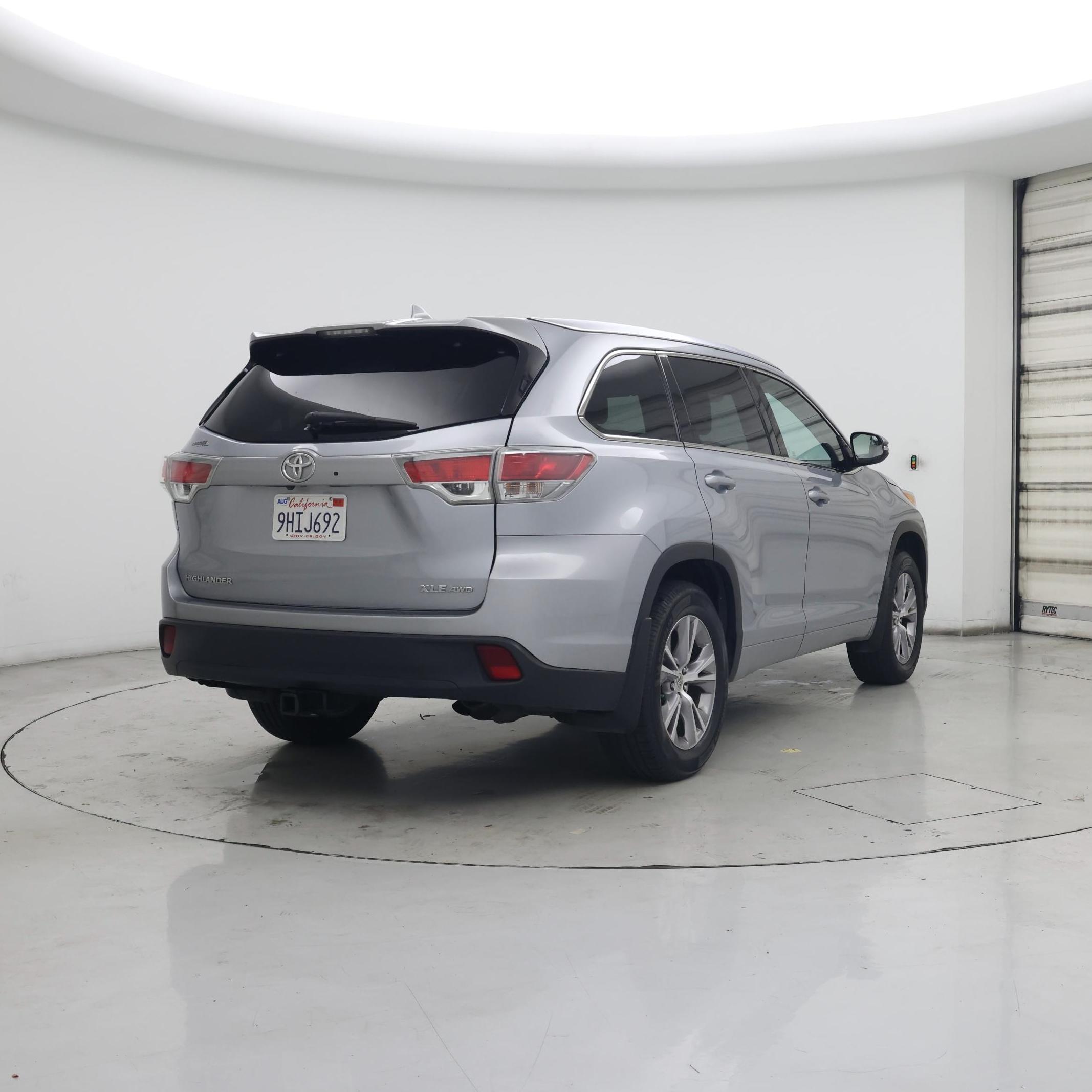 Thumbnail: 2014 Toyota Highlander - 8