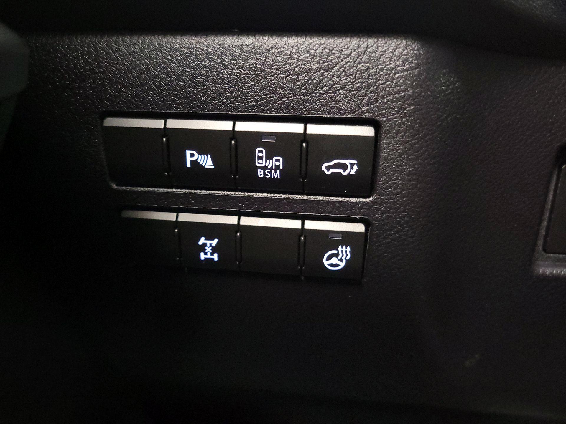 Thumbnail: 2016 Lexus NX - 13