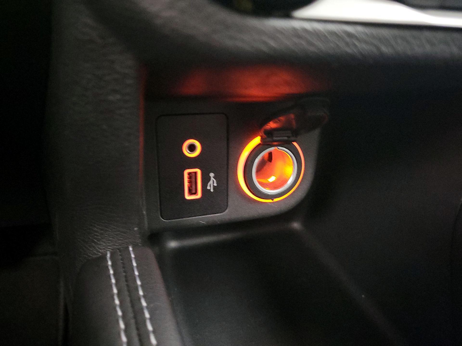 Thumbnail: 2018 Nissan Kicks - 18