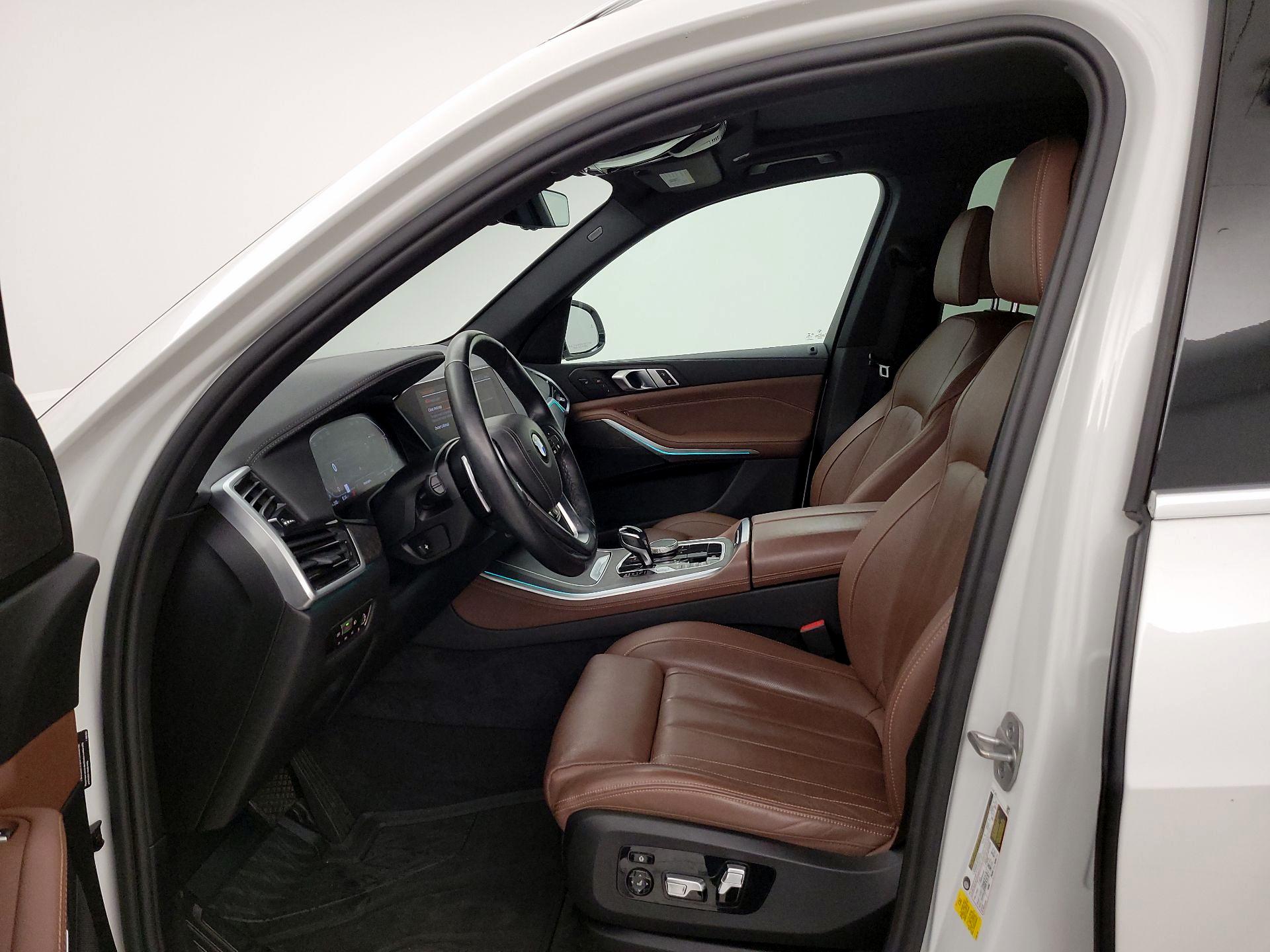 Thumbnail: 2022 BMW X5 - 11