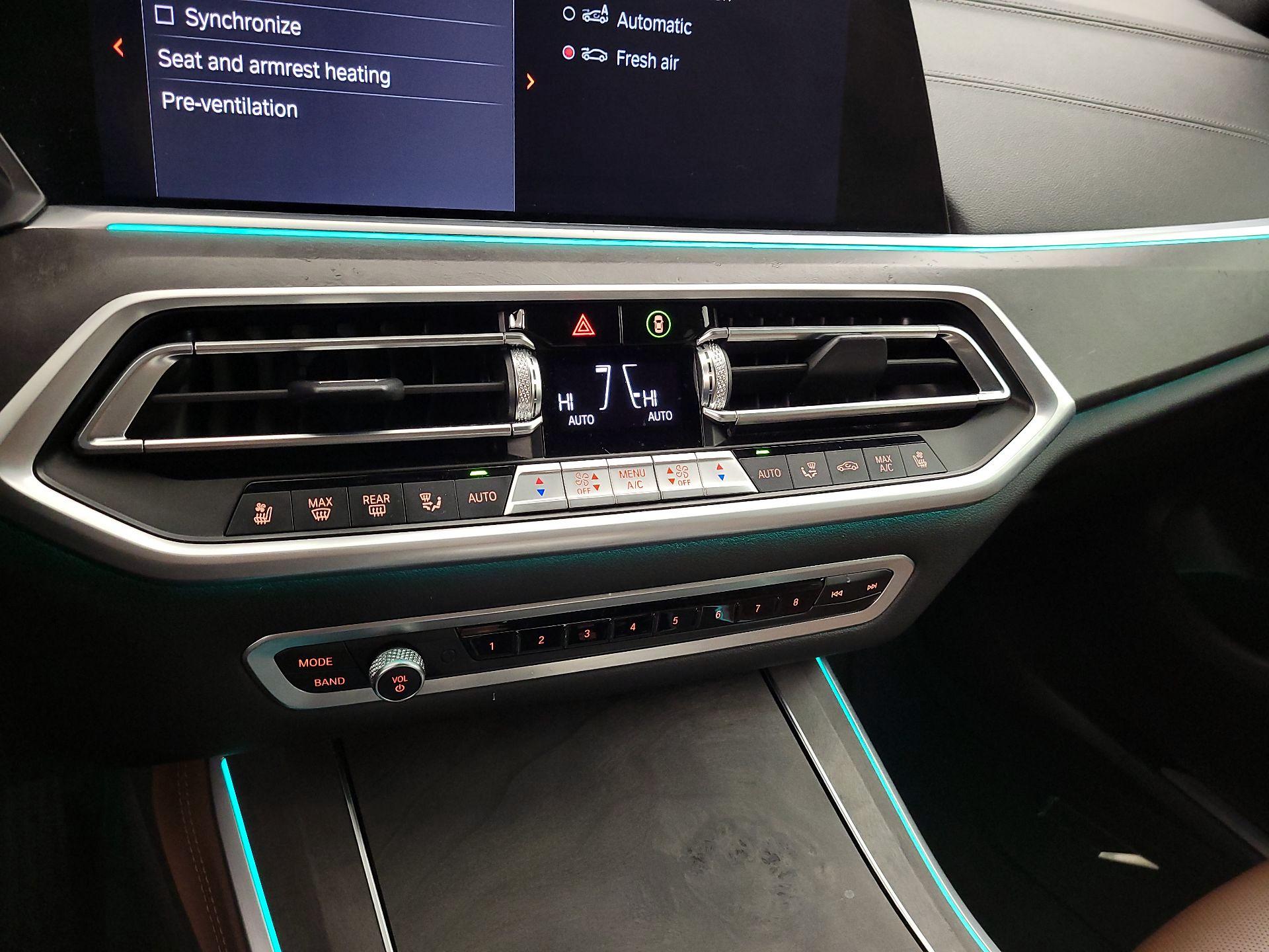 Thumbnail: 2022 BMW X5 - 16