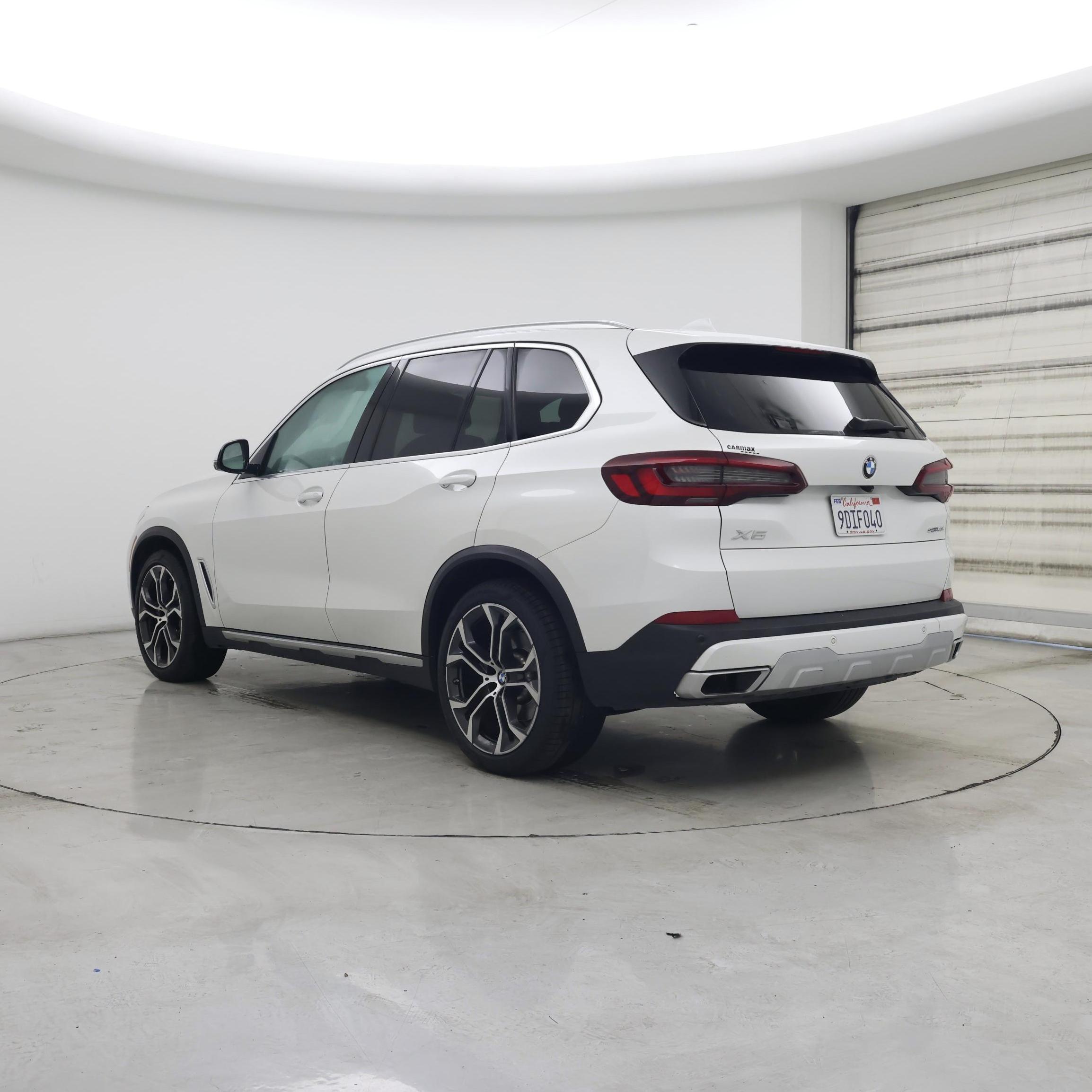 Thumbnail: 2022 BMW X5 - 2