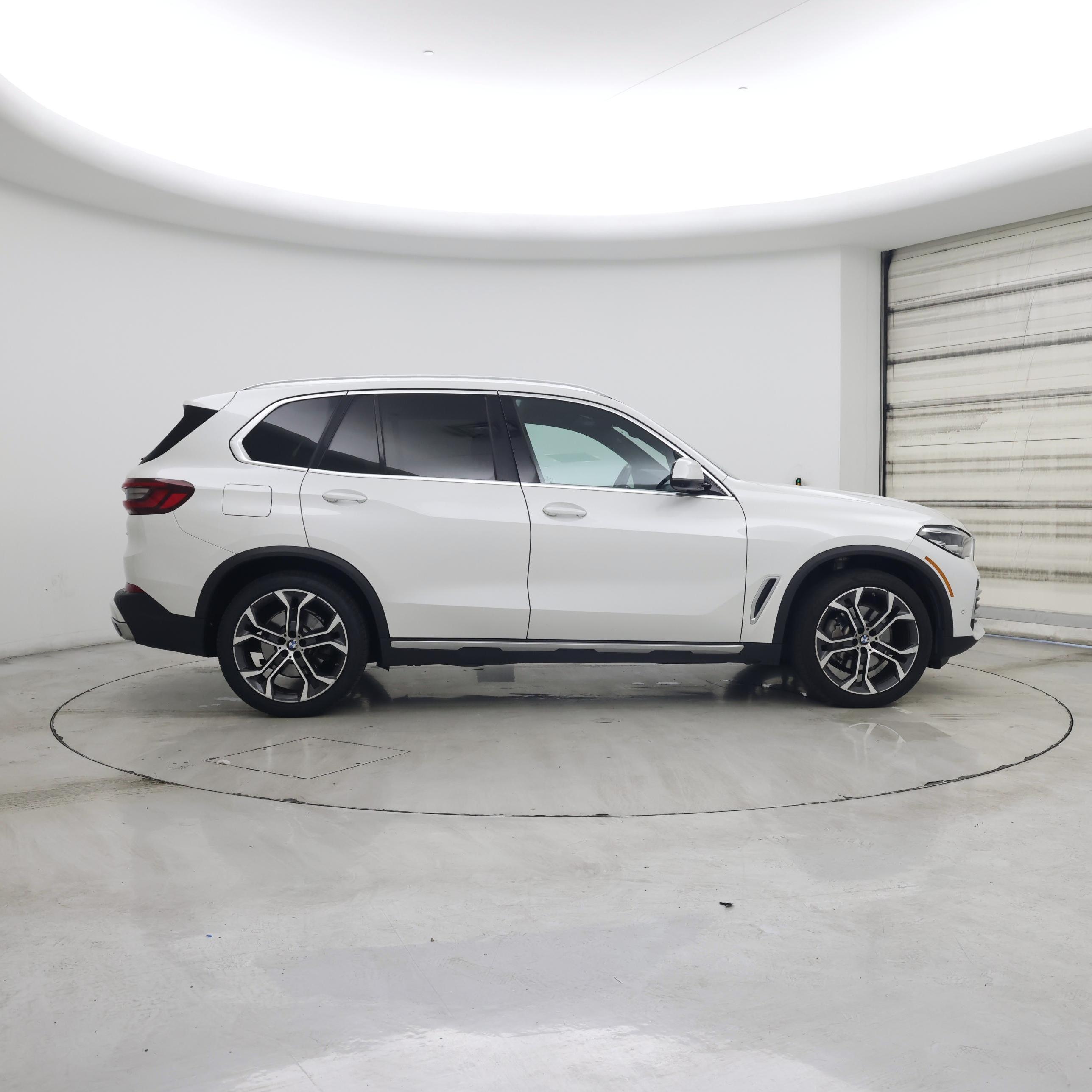 Thumbnail: 2022 BMW X5 - 7