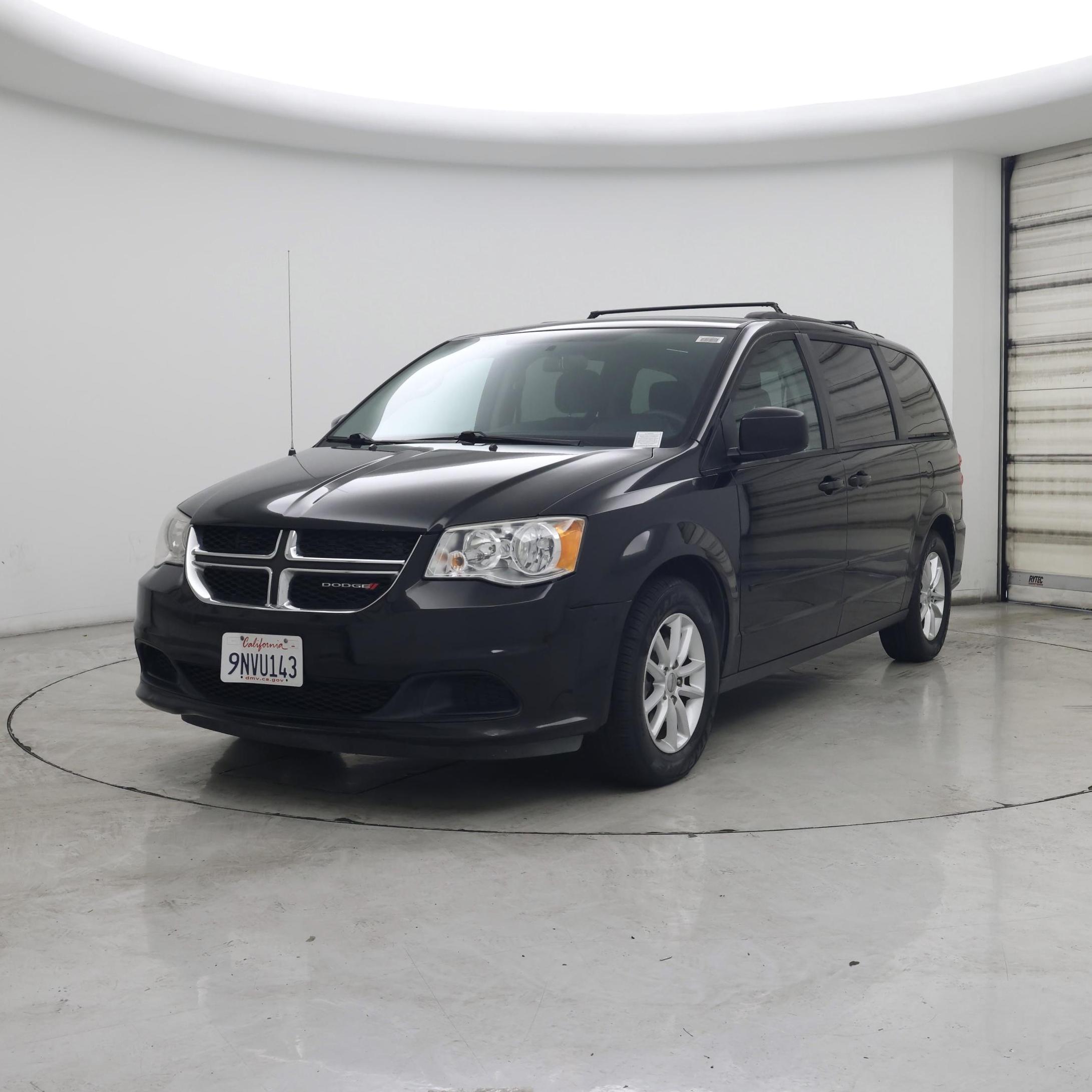 Thumbnail: 2016 Dodge Grand Caravan - 4