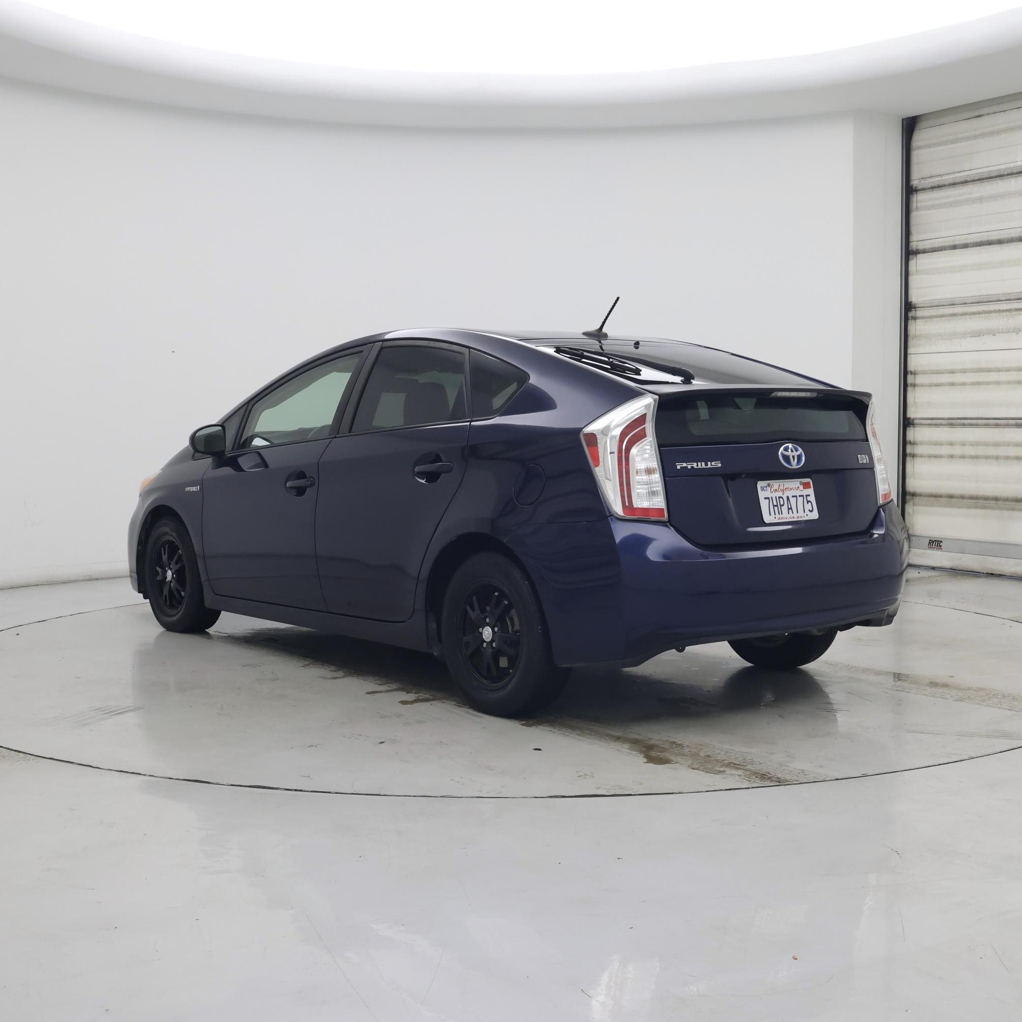 Thumbnail: 2015 Toyota Prius - 2