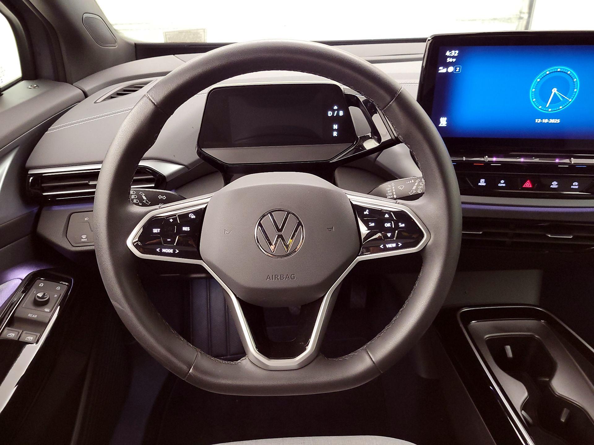 Thumbnail: 2023 Volkswagen ID.4 - 10