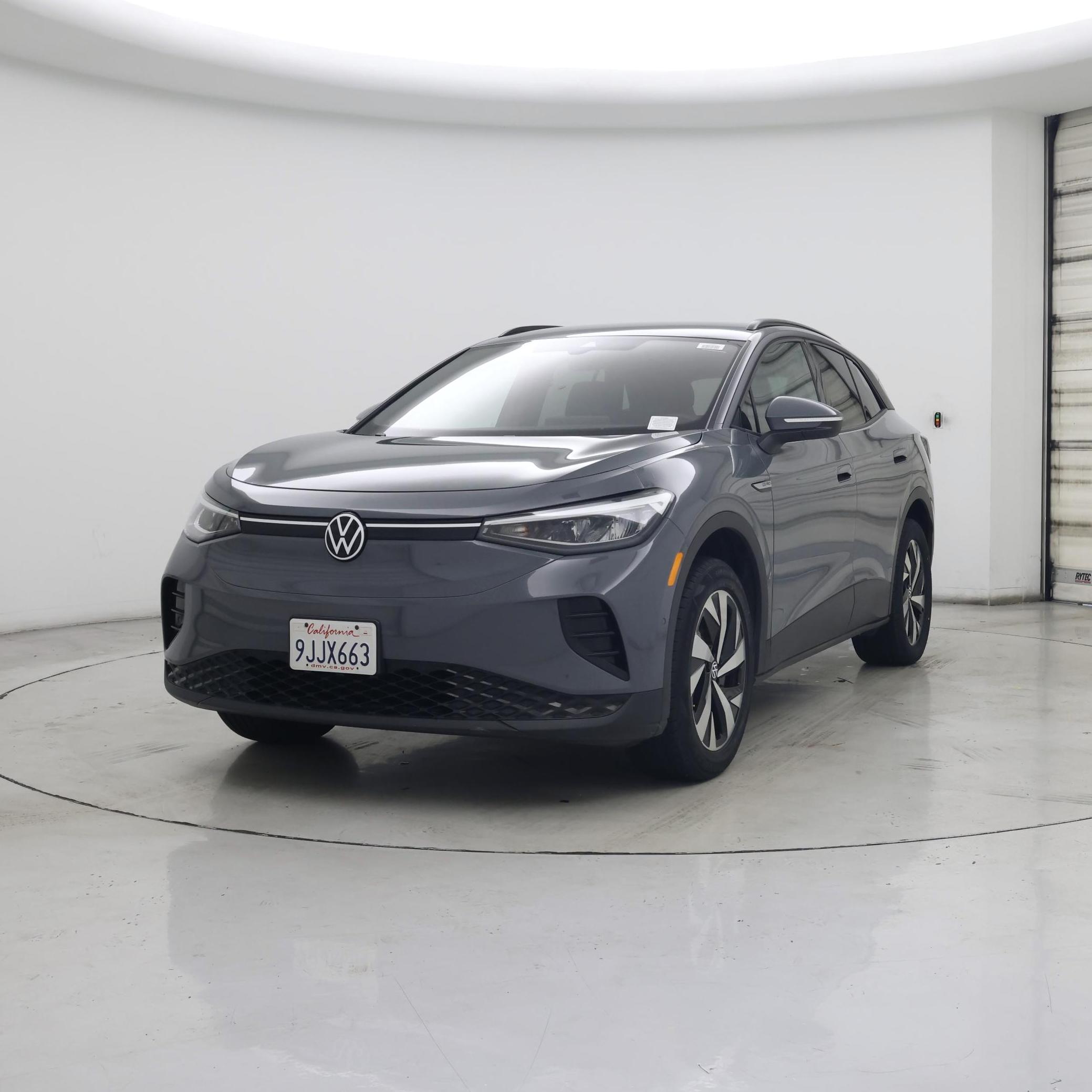 Thumbnail: 2023 Volkswagen ID.4 - 4