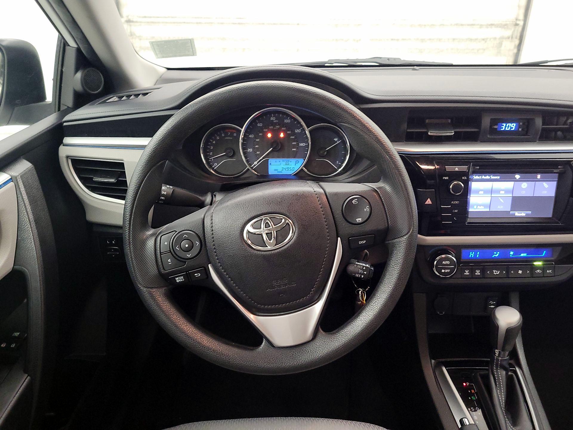 Thumbnail: 2016 Toyota Corolla - 10