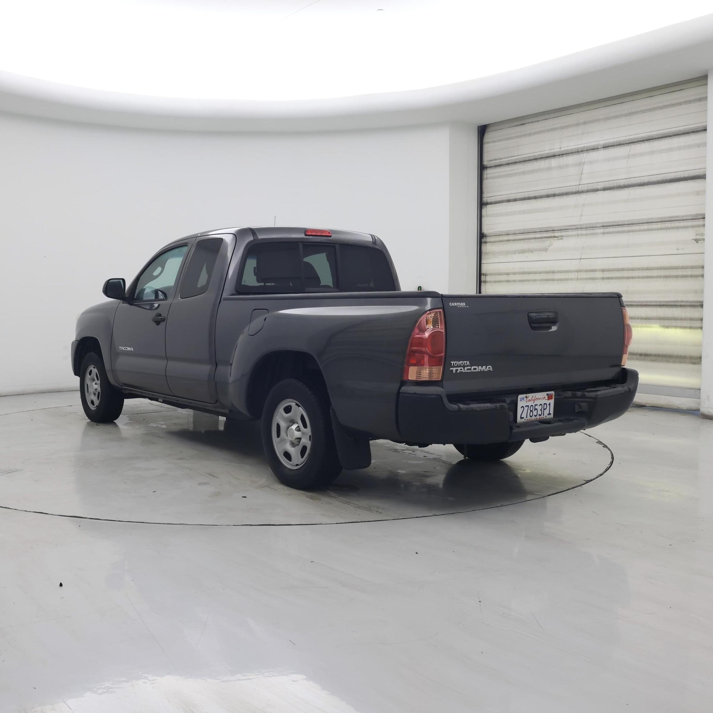 Thumbnail: 2014 Toyota Tacoma - 2