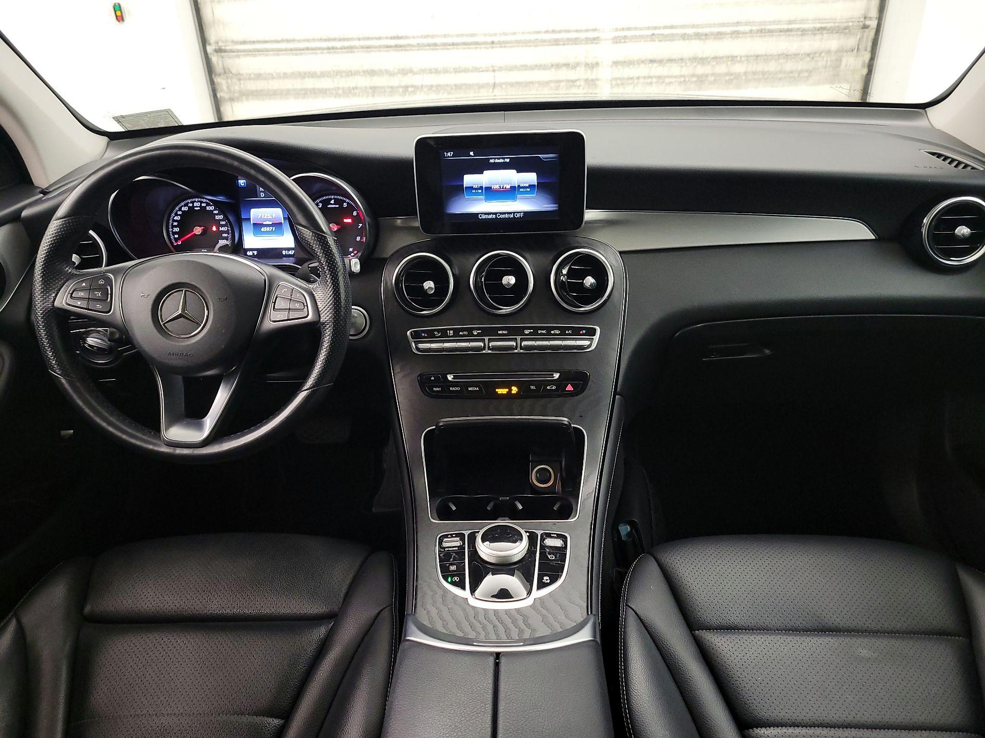 Thumbnail: 2019 Mercedes-Benz GLC - 9