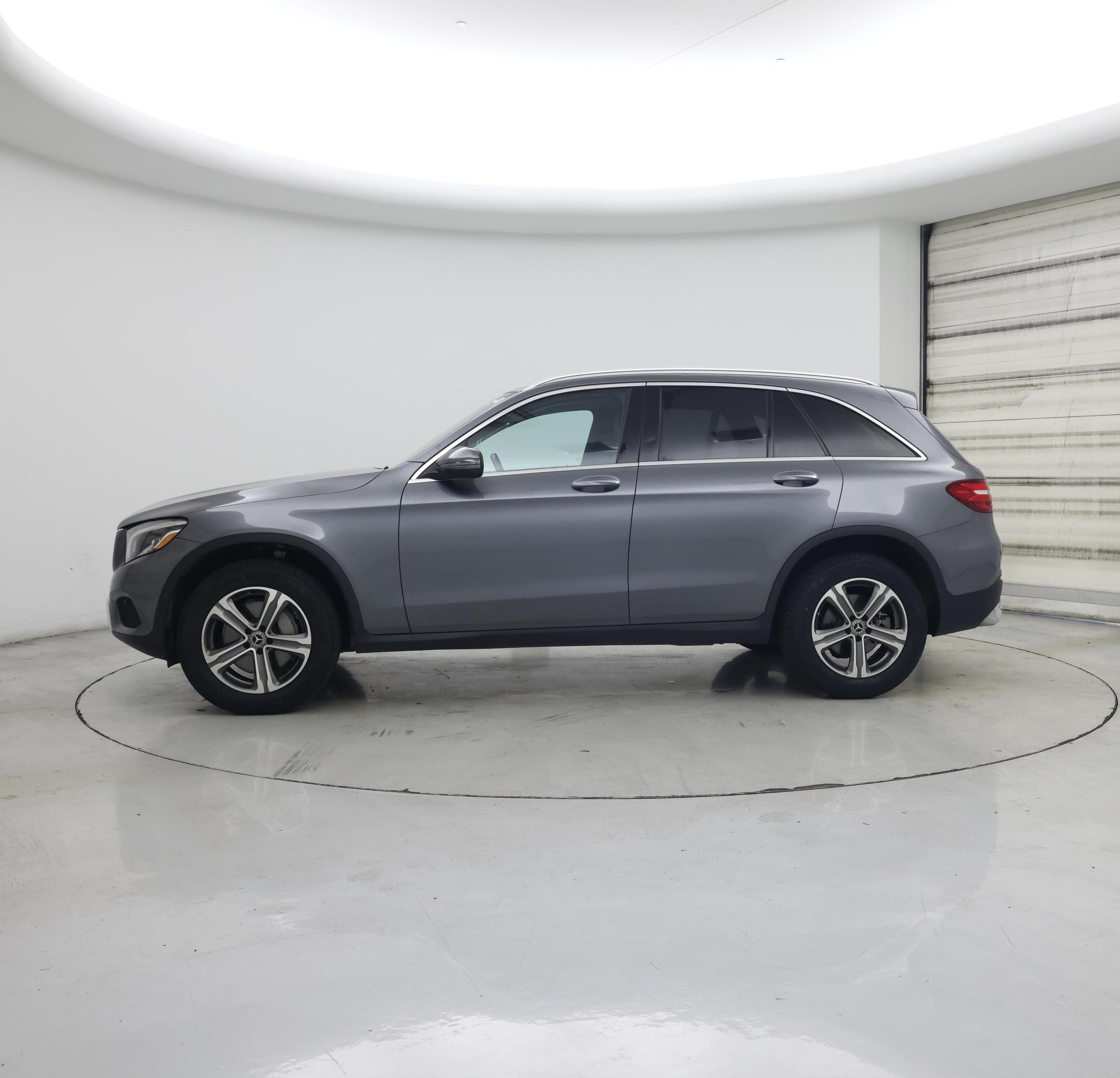 Thumbnail: 2019 Mercedes-Benz GLC - 3