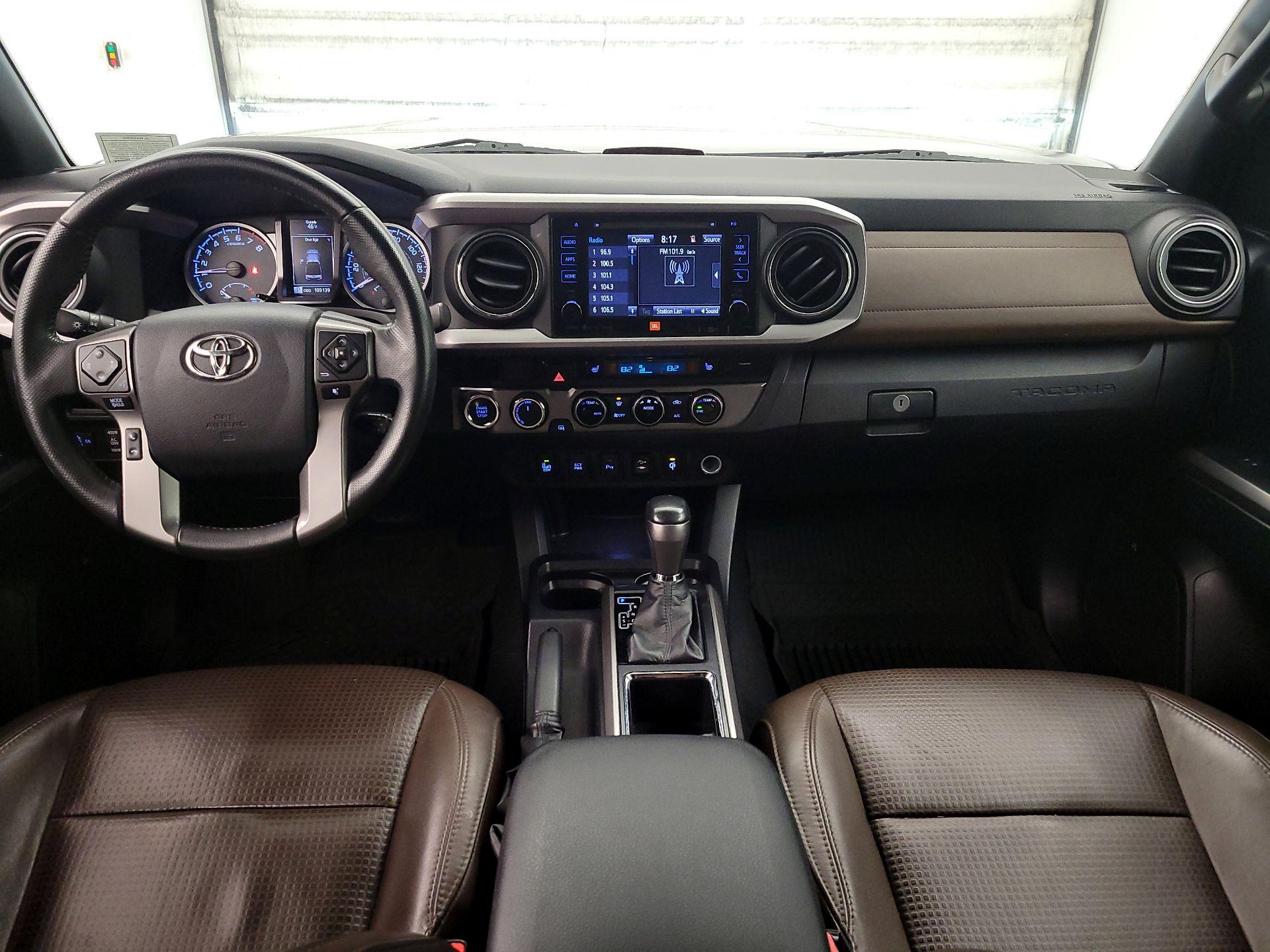 Thumbnail: 2017 Toyota Tacoma - 9