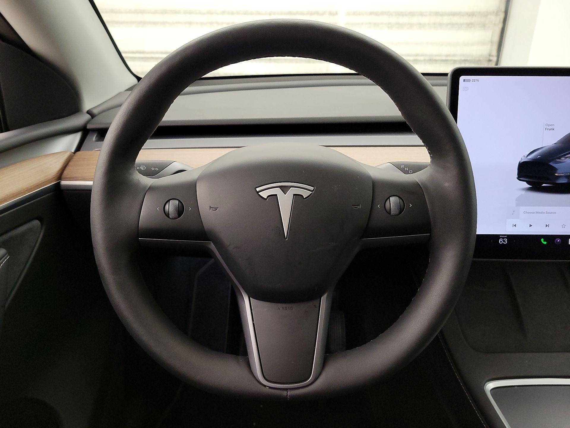 Thumbnail: 2025 Tesla Model Y - 10