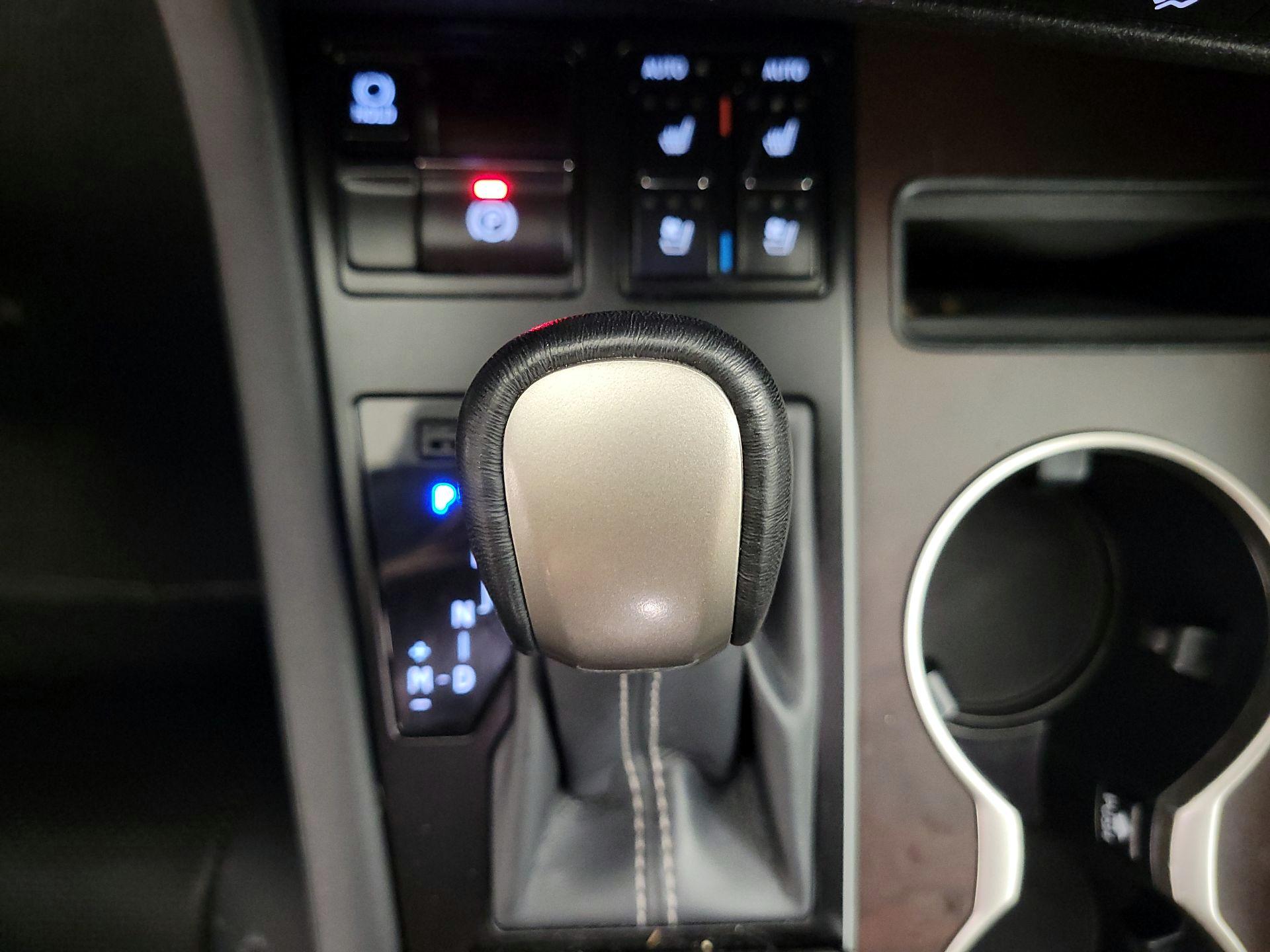 Thumbnail: 2022 Lexus RX - 17