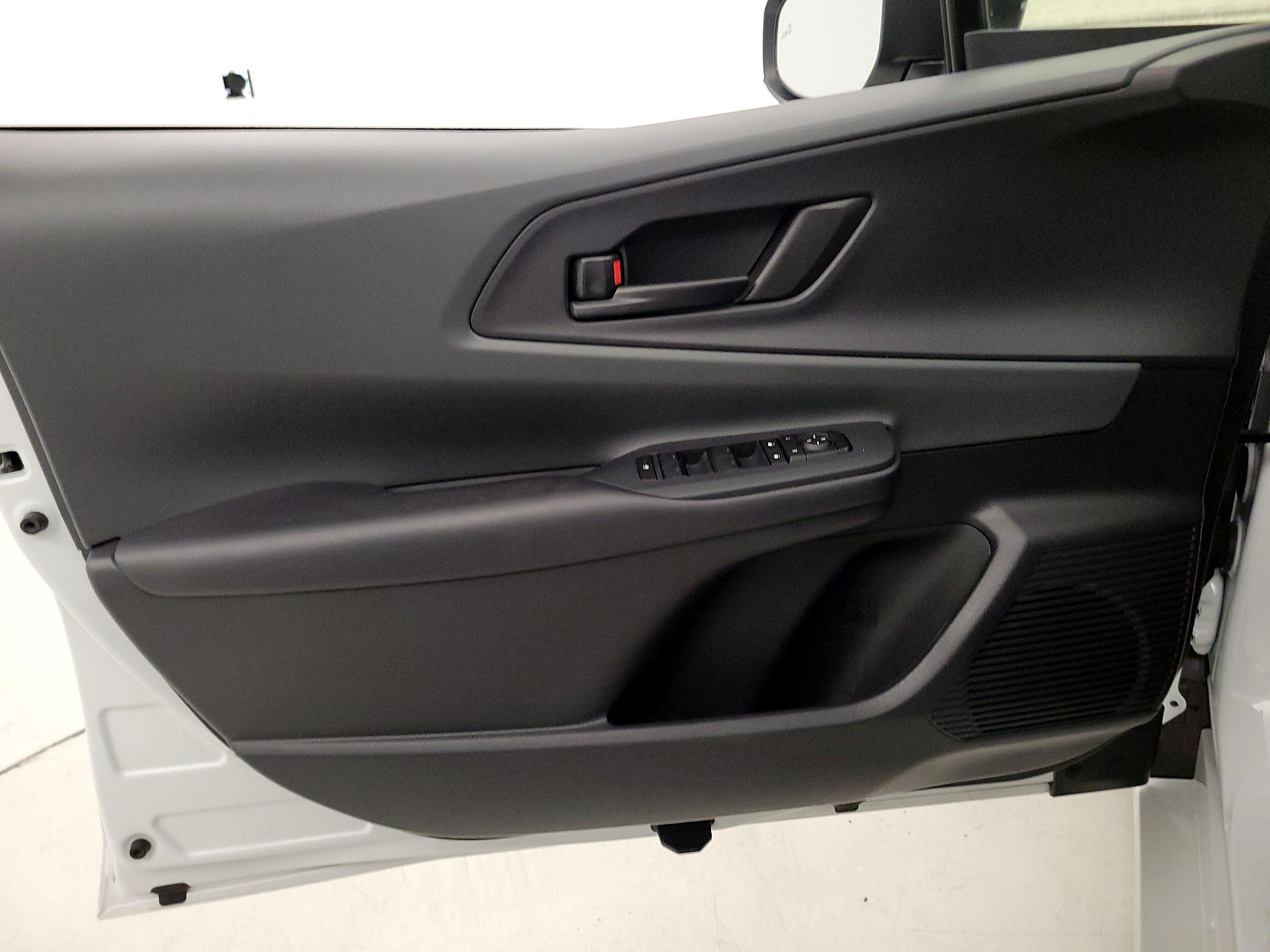 Thumbnail: 2024 Toyota Prius - 12