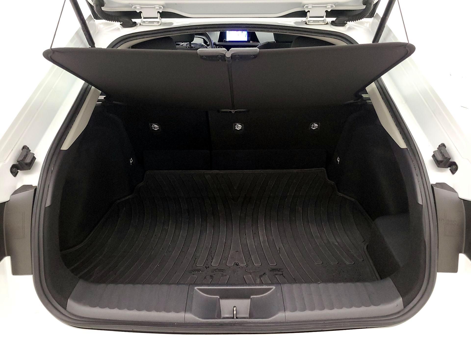 Thumbnail: 2024 Toyota Prius - 19