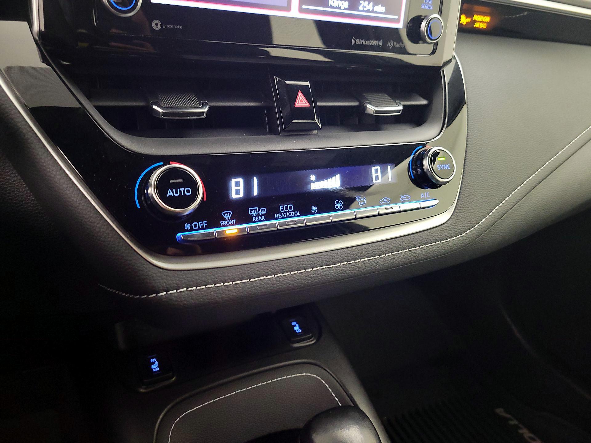 Thumbnail: 2021 Toyota Corolla - 15