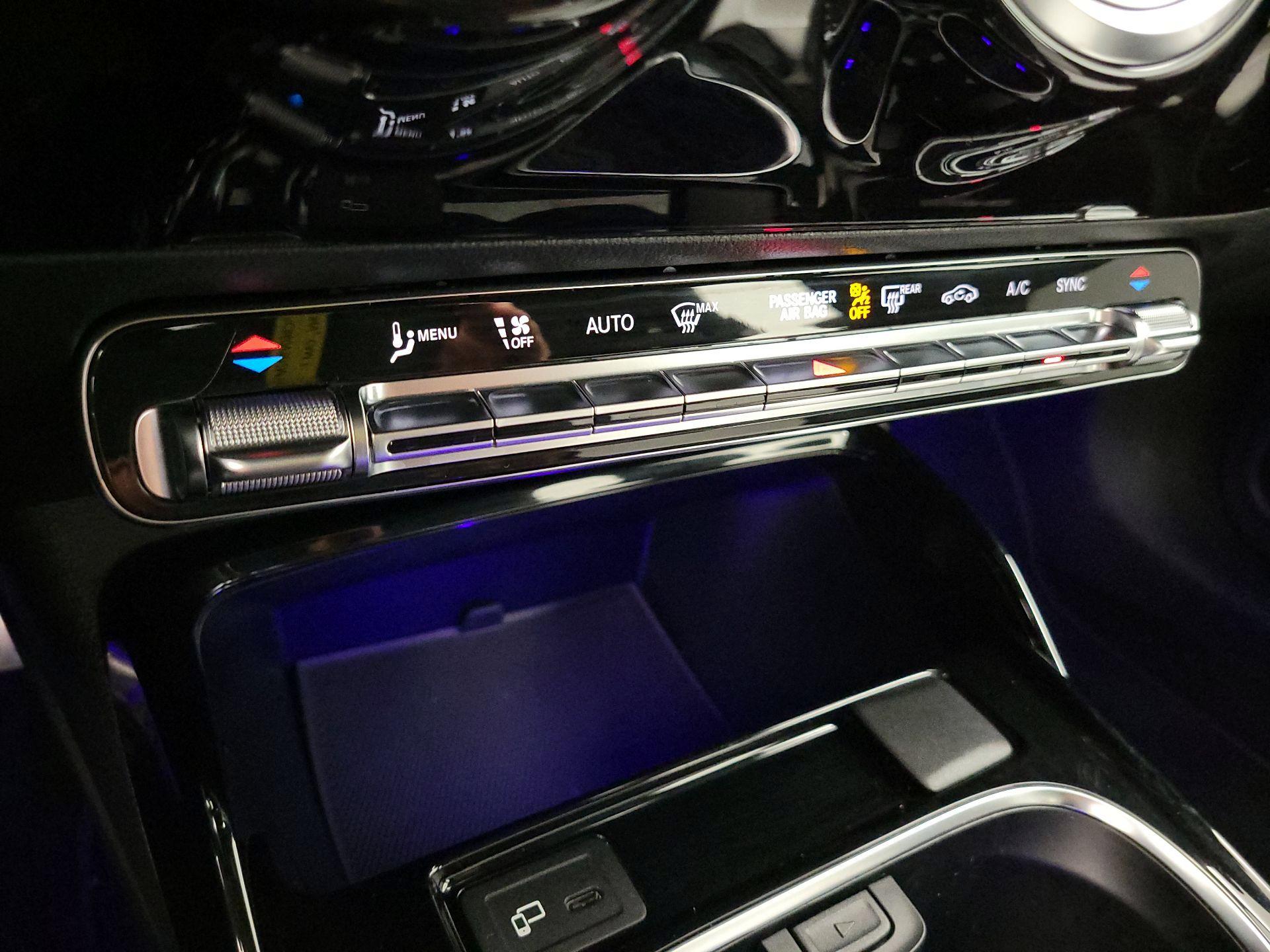 Thumbnail: 2021 Mercedes-Benz CLA - 16