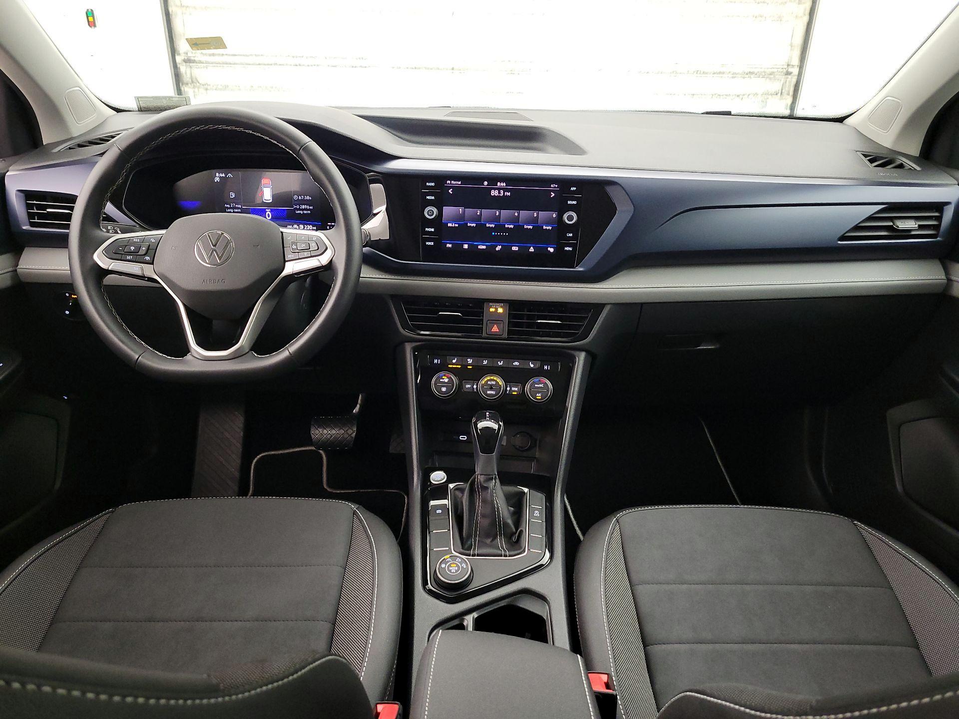 Thumbnail: 2024 Volkswagen Taos - 9