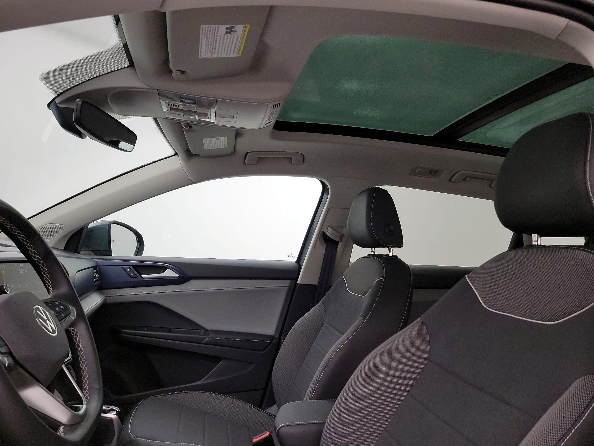 Thumbnail: 2024 Volkswagen Taos - 18