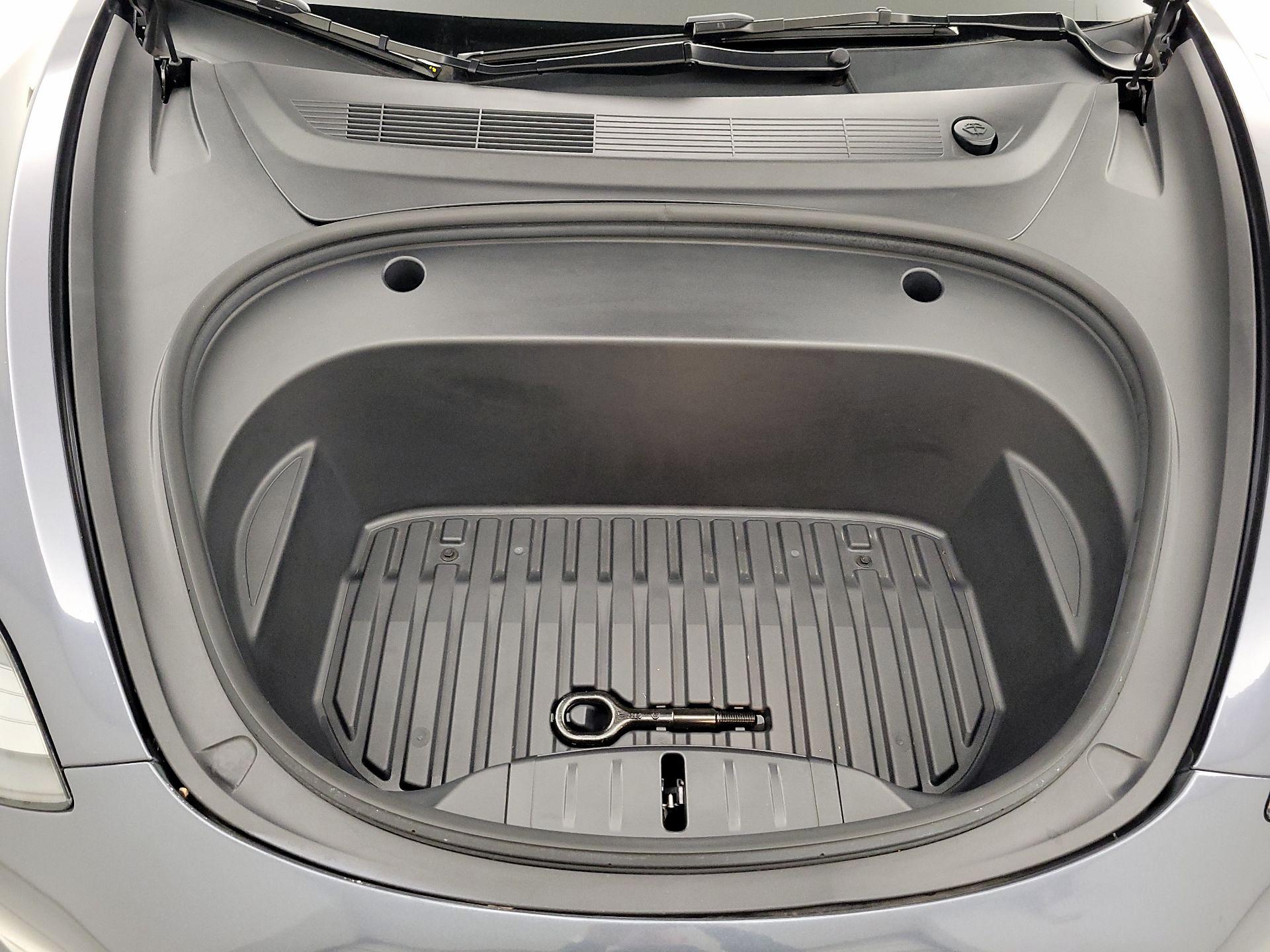 Thumbnail: 2023 Tesla Model 3 - 20