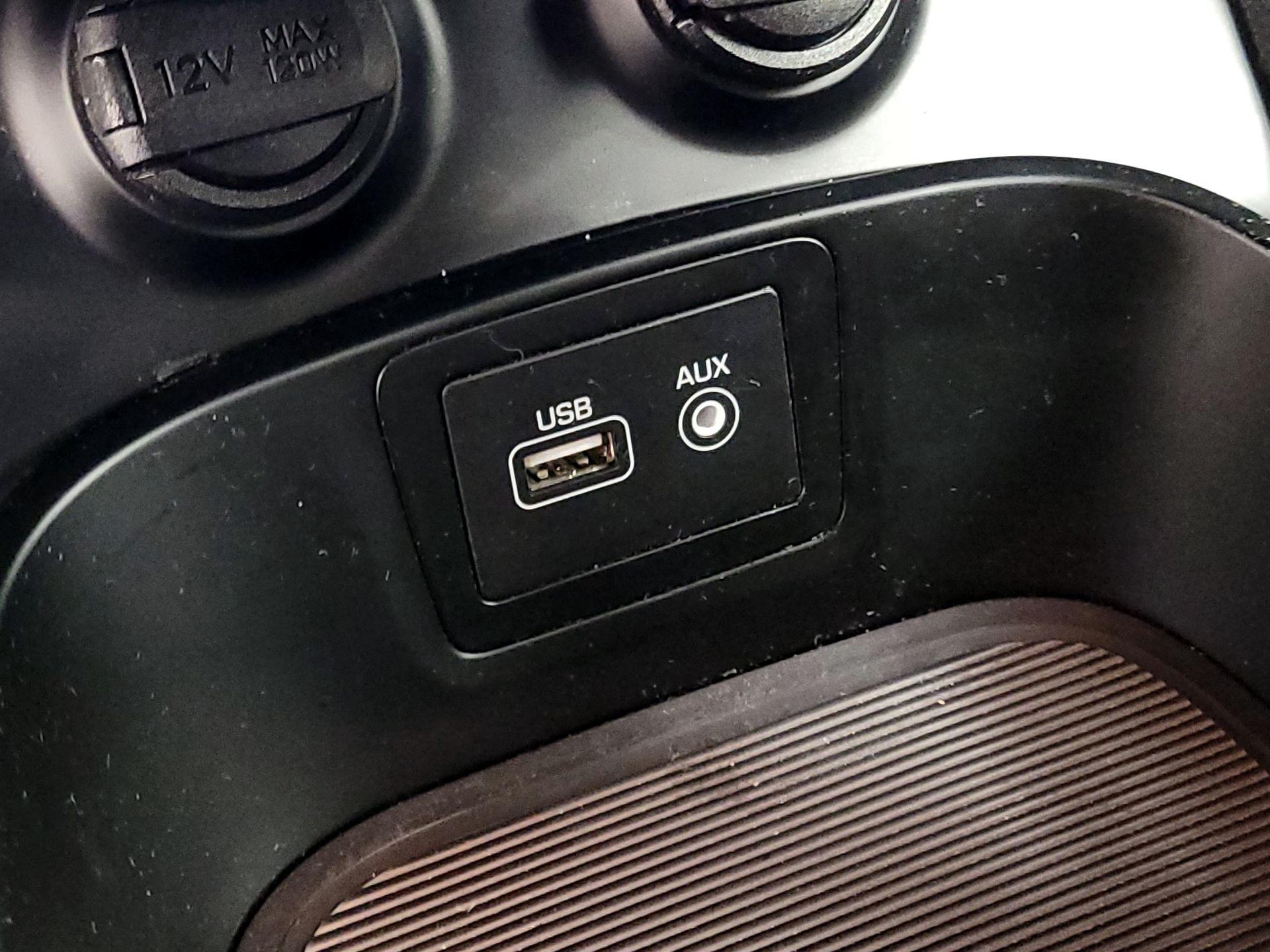 Thumbnail: 2018 Hyundai Santa Fe - 18