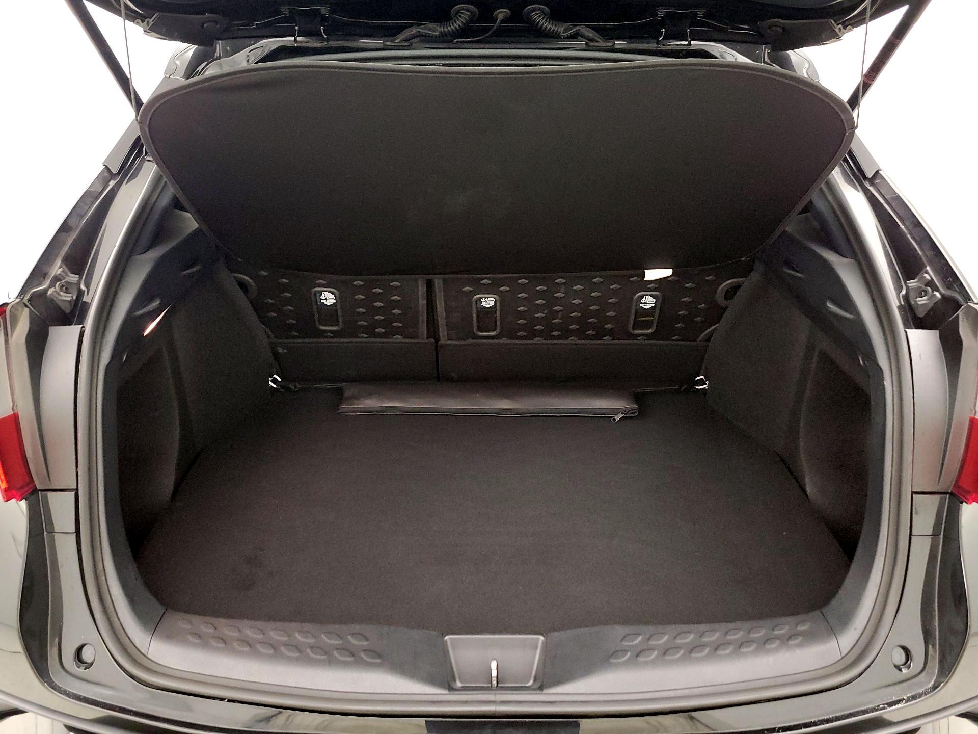 Thumbnail: 2022 Toyota C-HR - 19