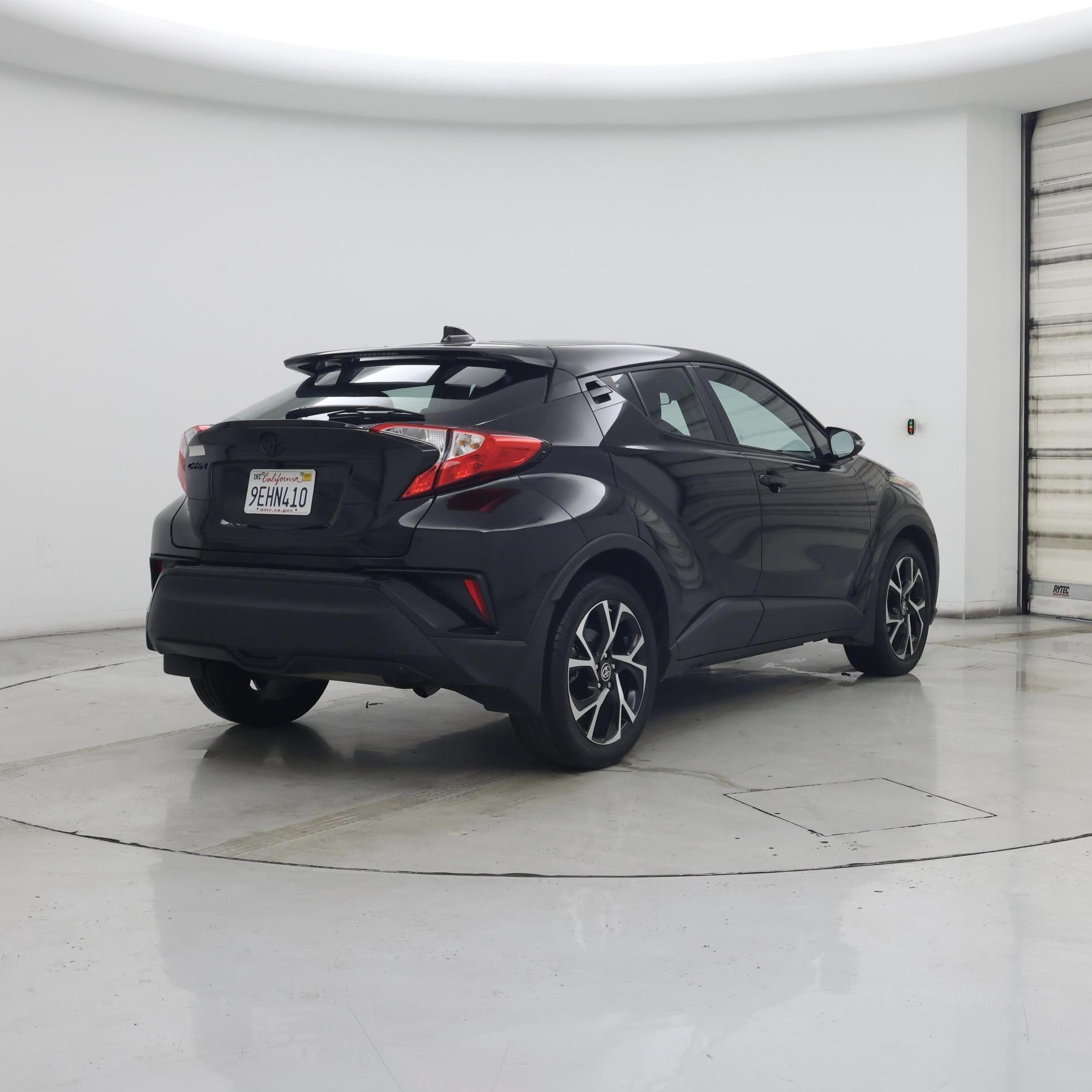 Thumbnail: 2022 Toyota C-HR - 8