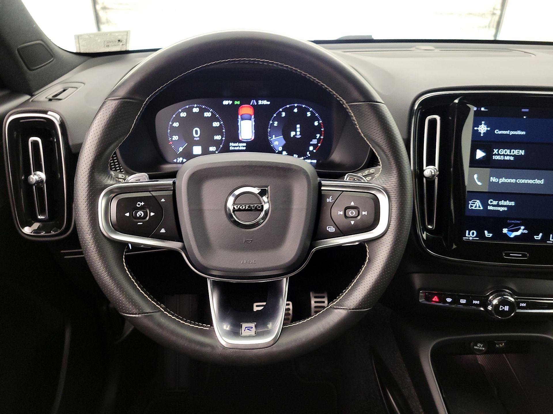 Thumbnail: 2020 Volvo XC40 - 10