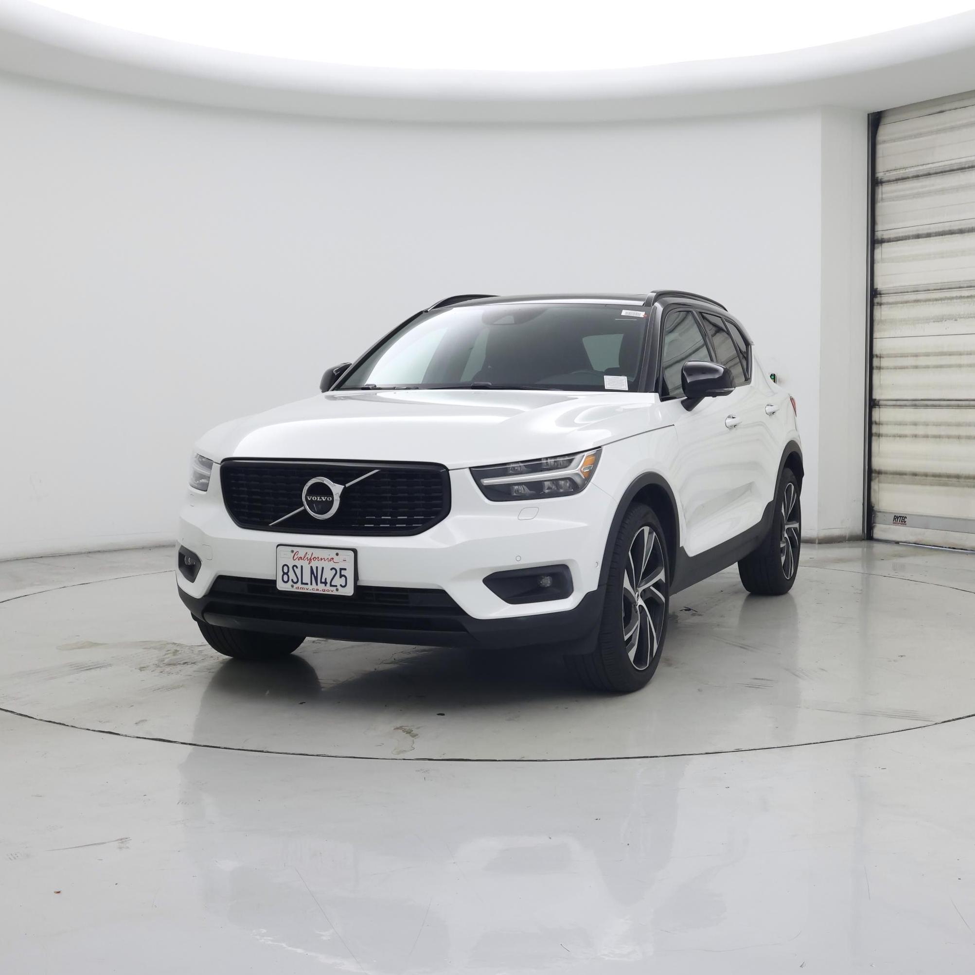Thumbnail: 2020 Volvo XC40 - 4
