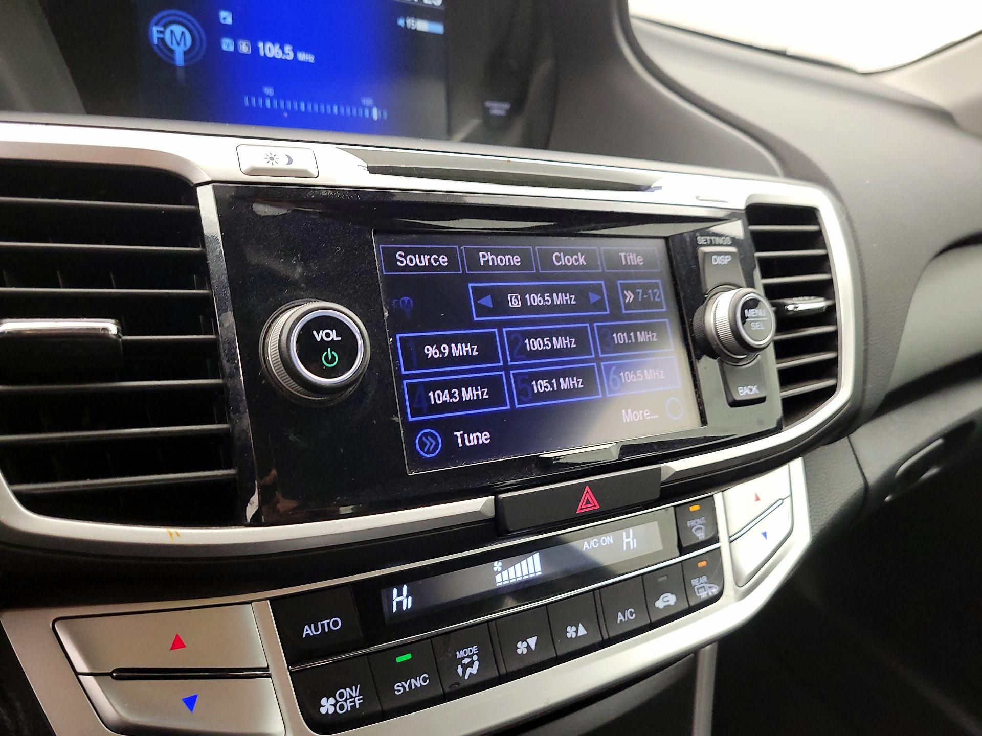 Thumbnail: 2015 Honda Accord - 15