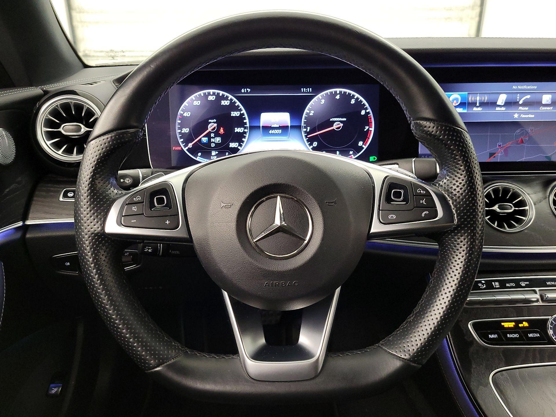 Thumbnail: 2018 Mercedes-Benz E-Class - 10