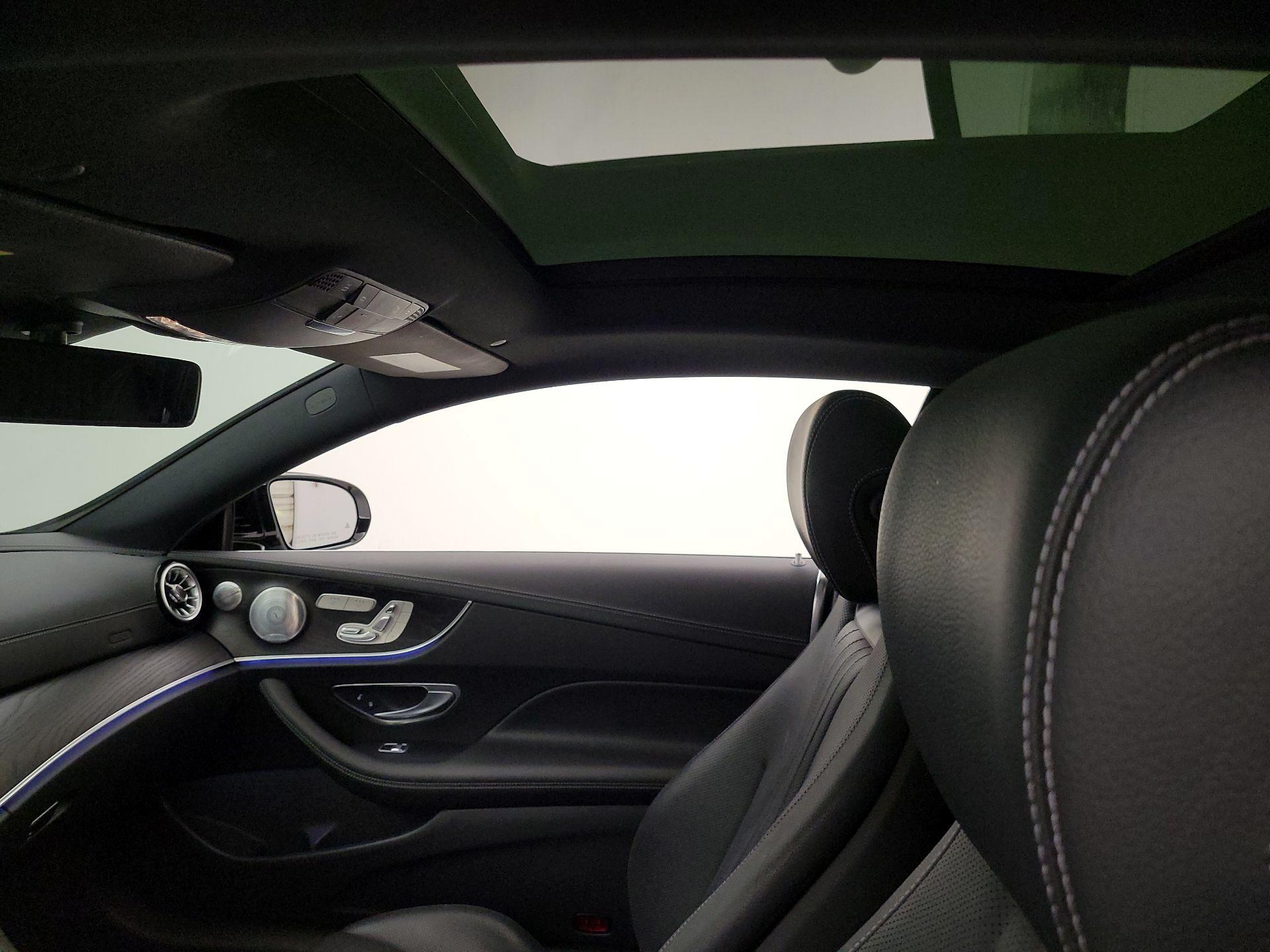 Thumbnail: 2018 Mercedes-Benz E-Class - 20