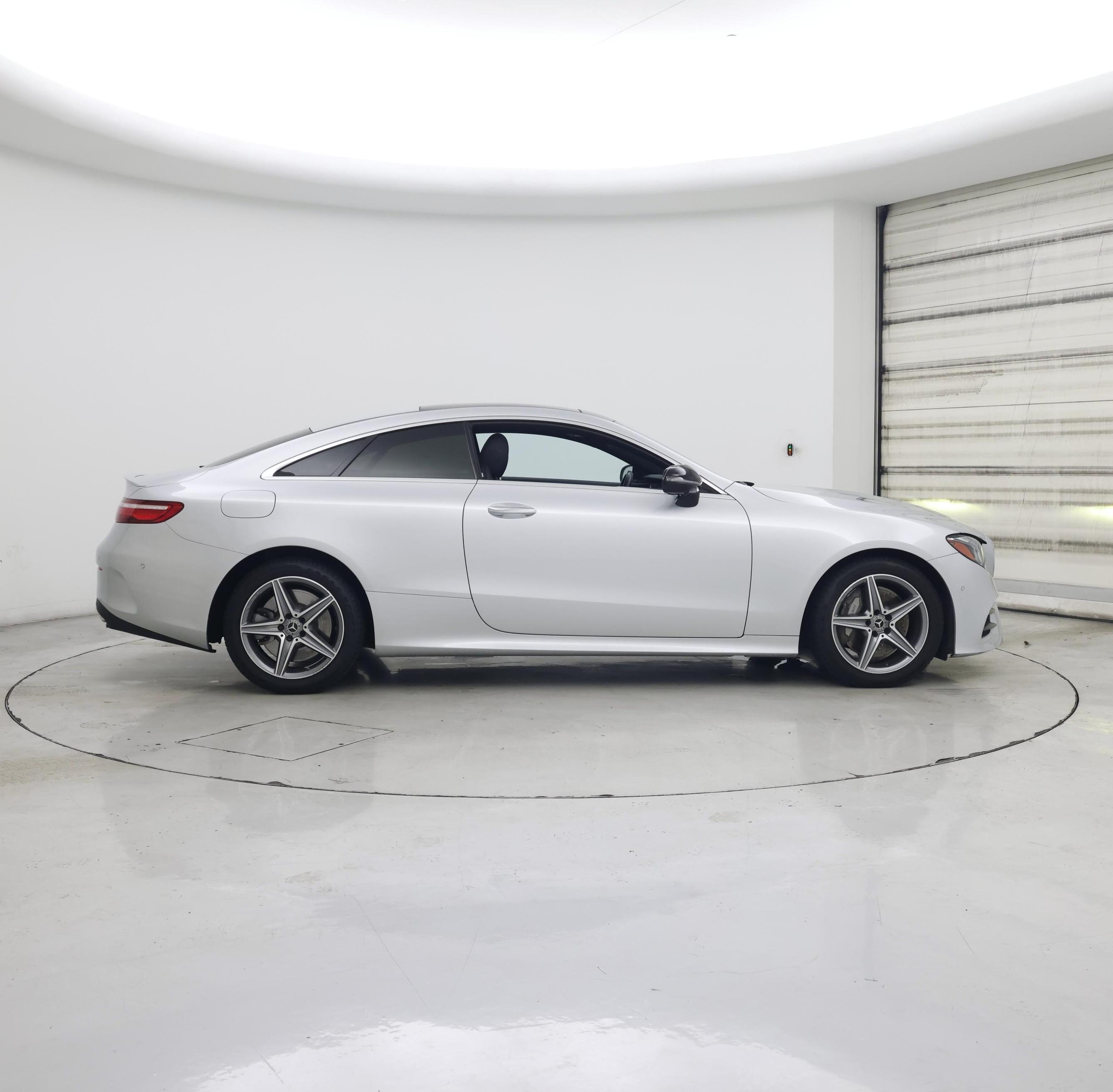 Thumbnail: 2018 Mercedes-Benz E-Class - 7