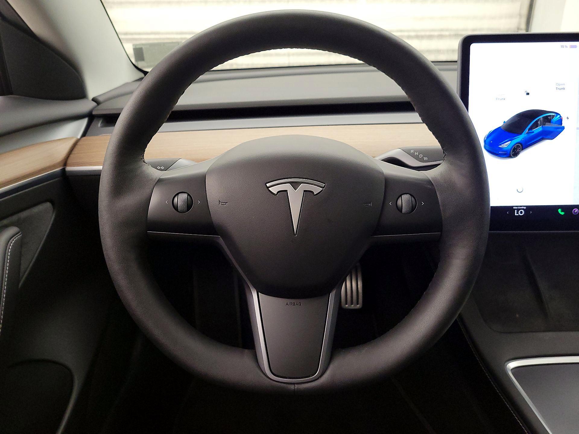 Thumbnail: 2022 Tesla Model 3 - 10