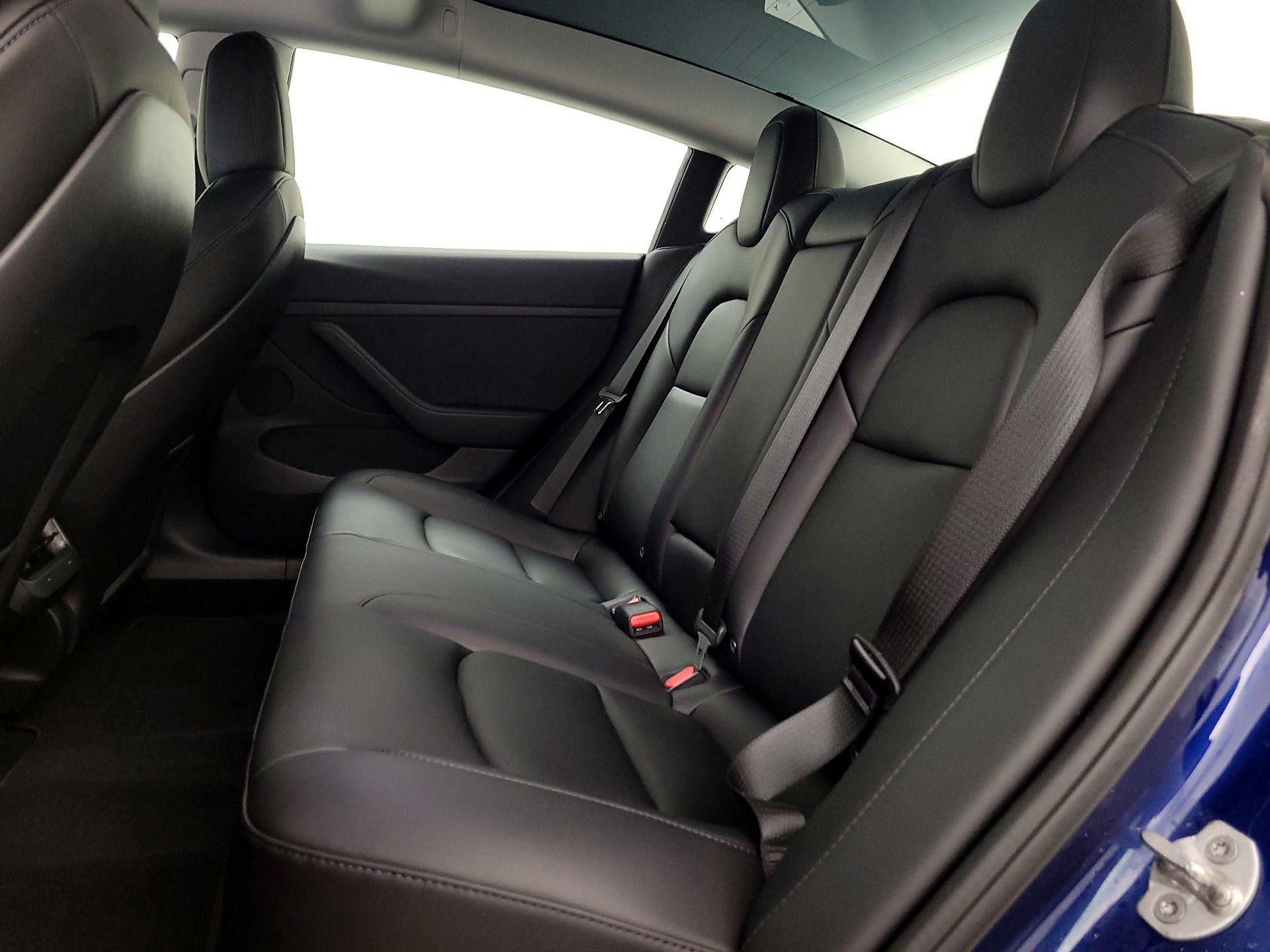 Thumbnail: 2022 Tesla Model 3 - 19