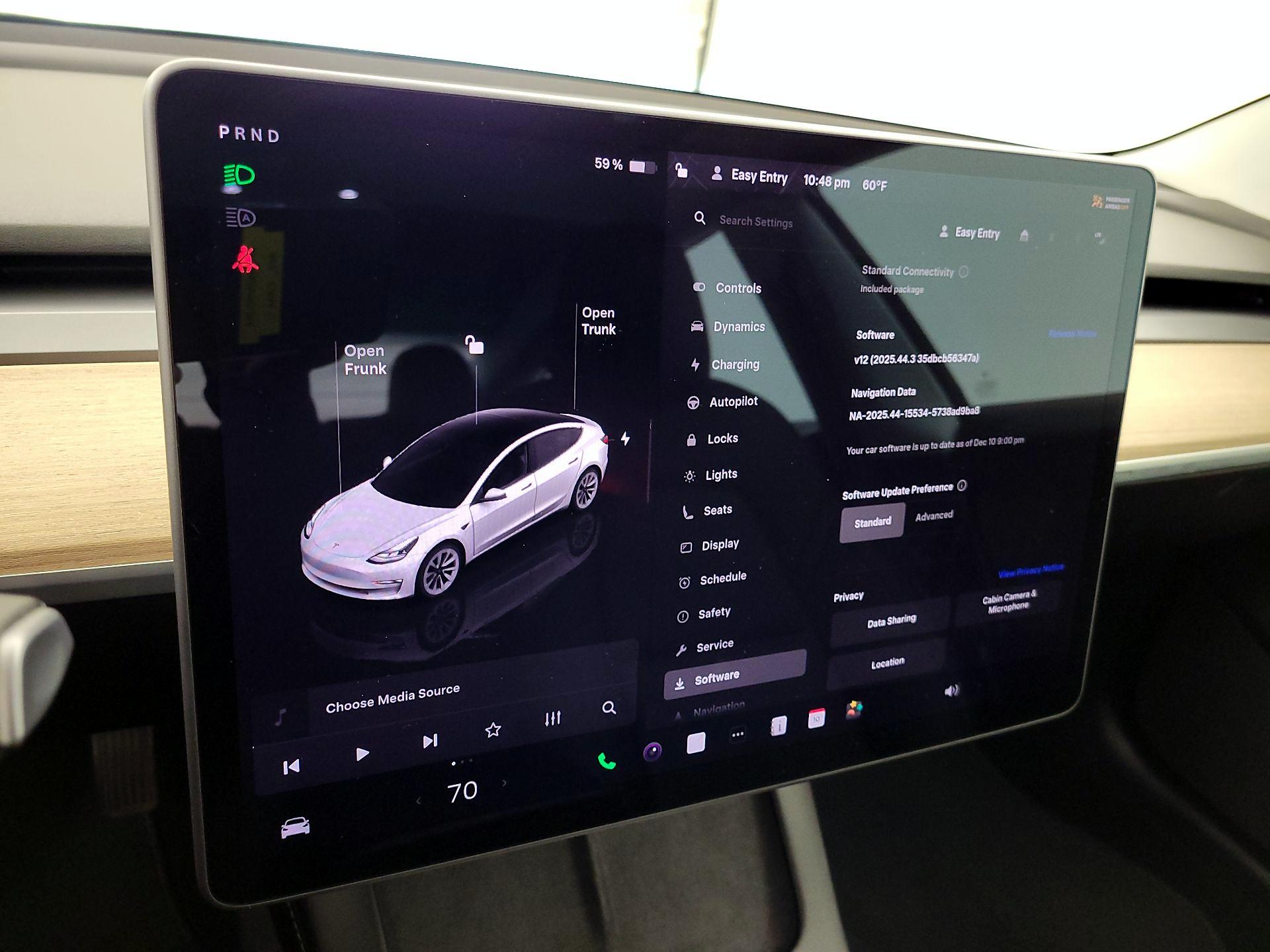 Thumbnail: 2022 Tesla Model 3 - 13