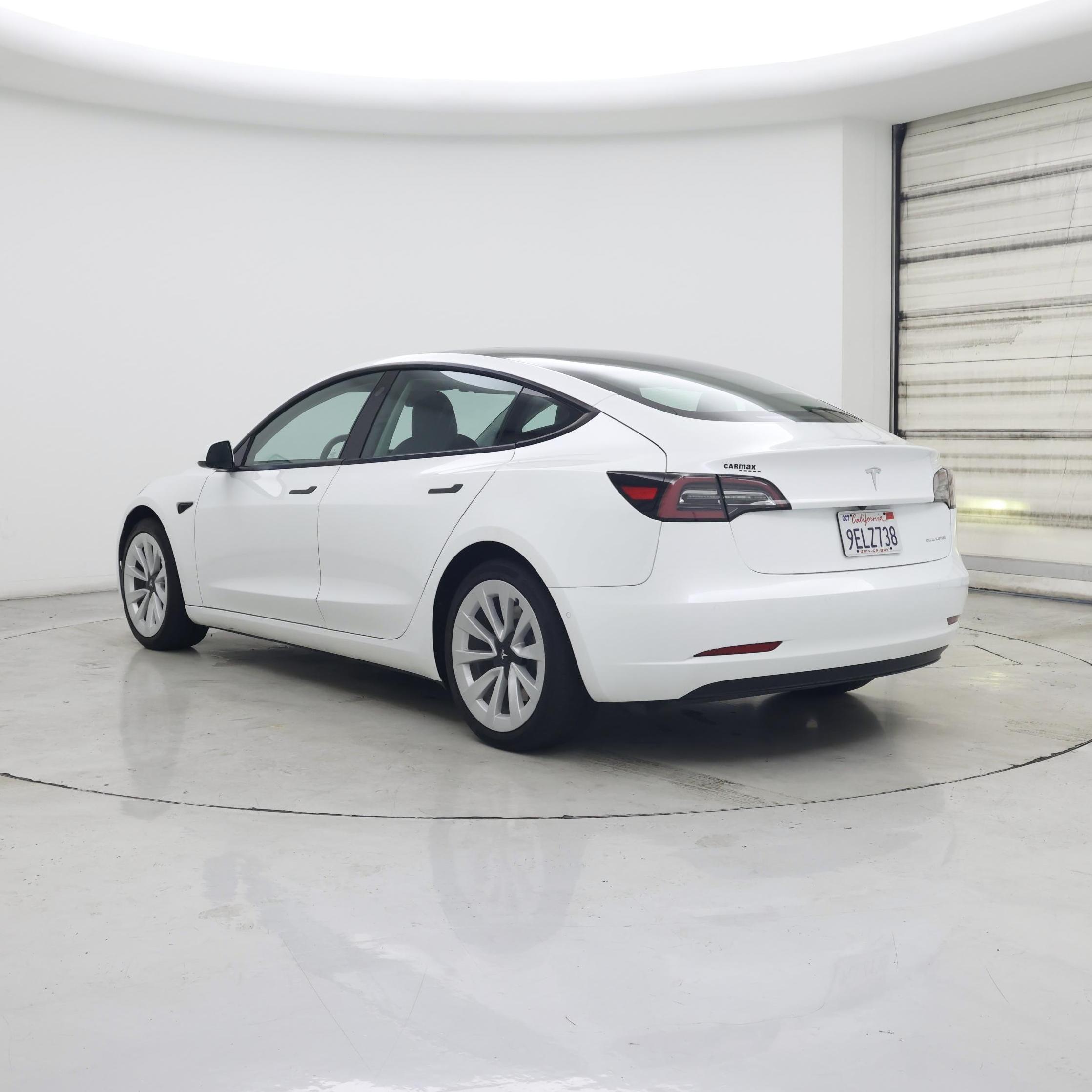 Thumbnail: 2022 Tesla Model 3 - 2