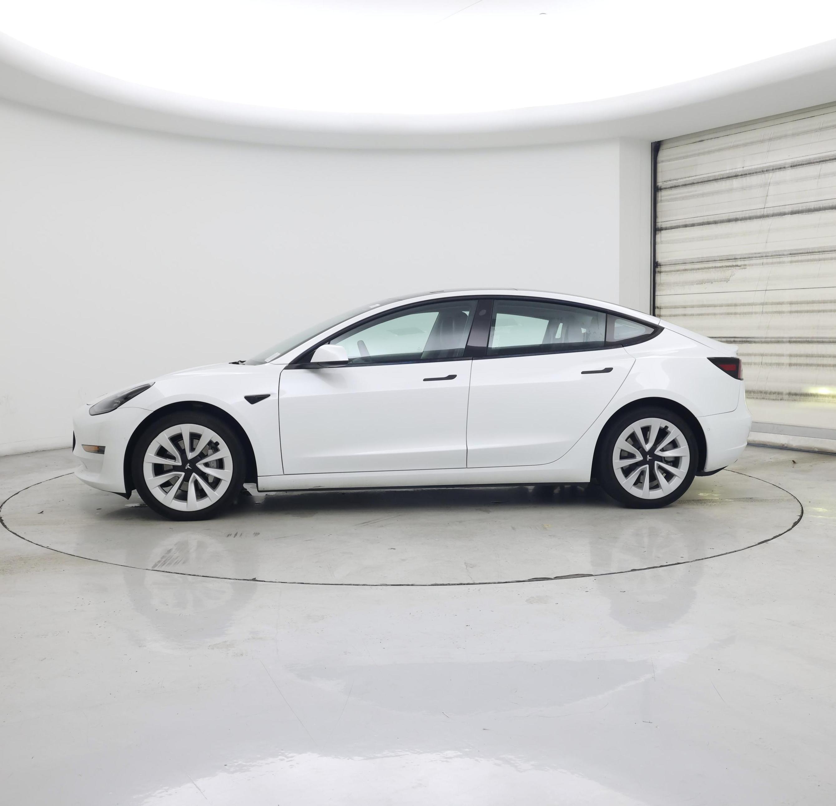 Thumbnail: 2022 Tesla Model 3 - 3